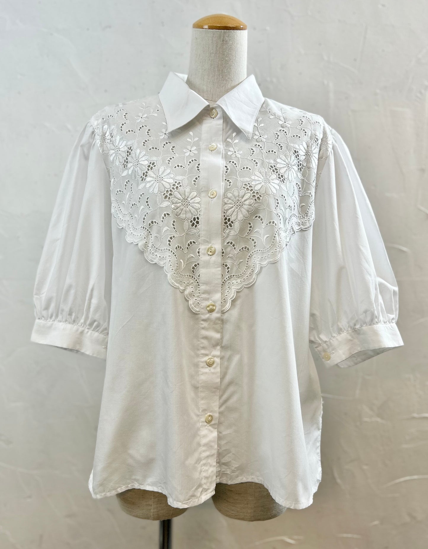 Vintage White Blouse 〜C&A〜 [E30206]