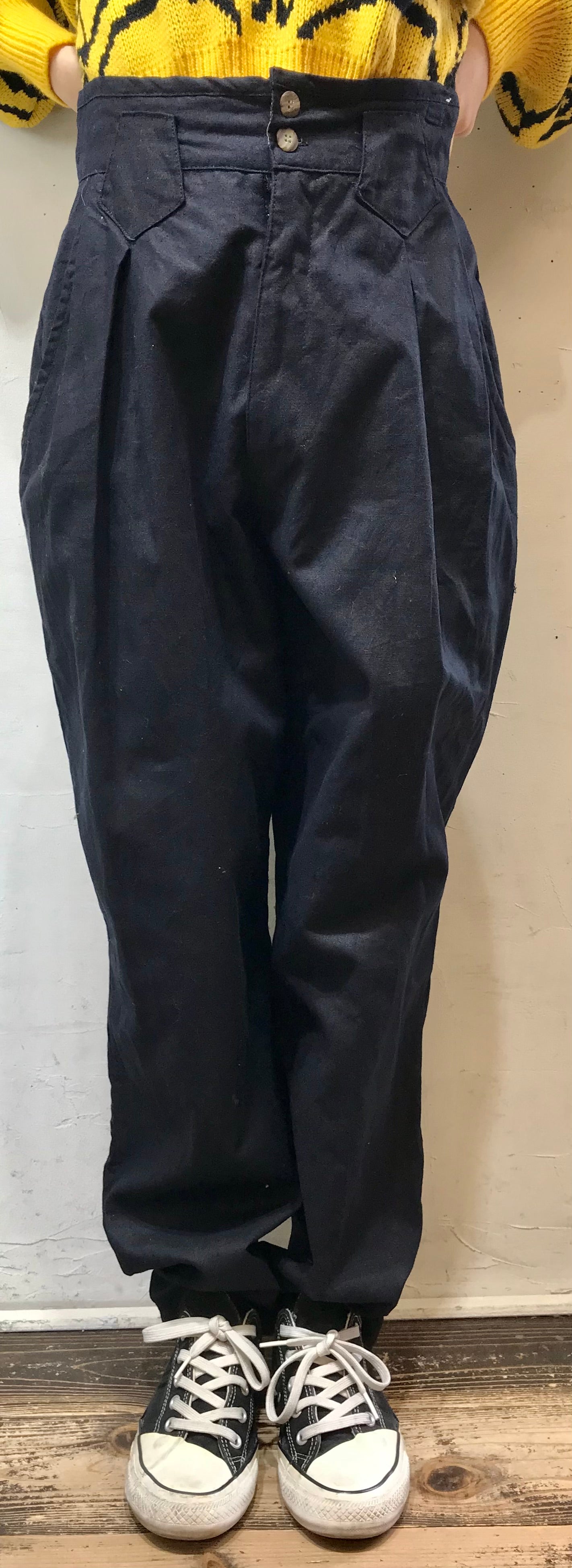 Vintage Tuck Pants [K25601]