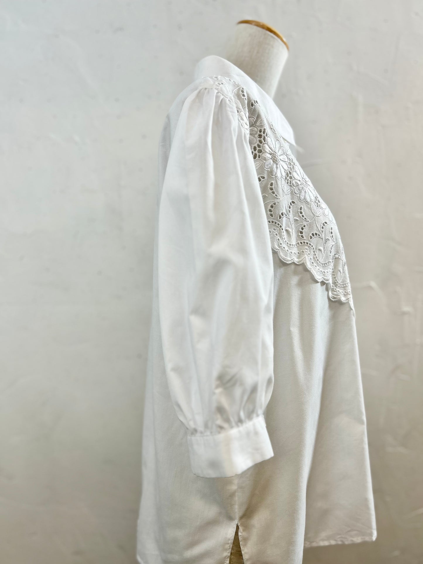 Vintage White Blouse 〜C&A〜 [E30206]