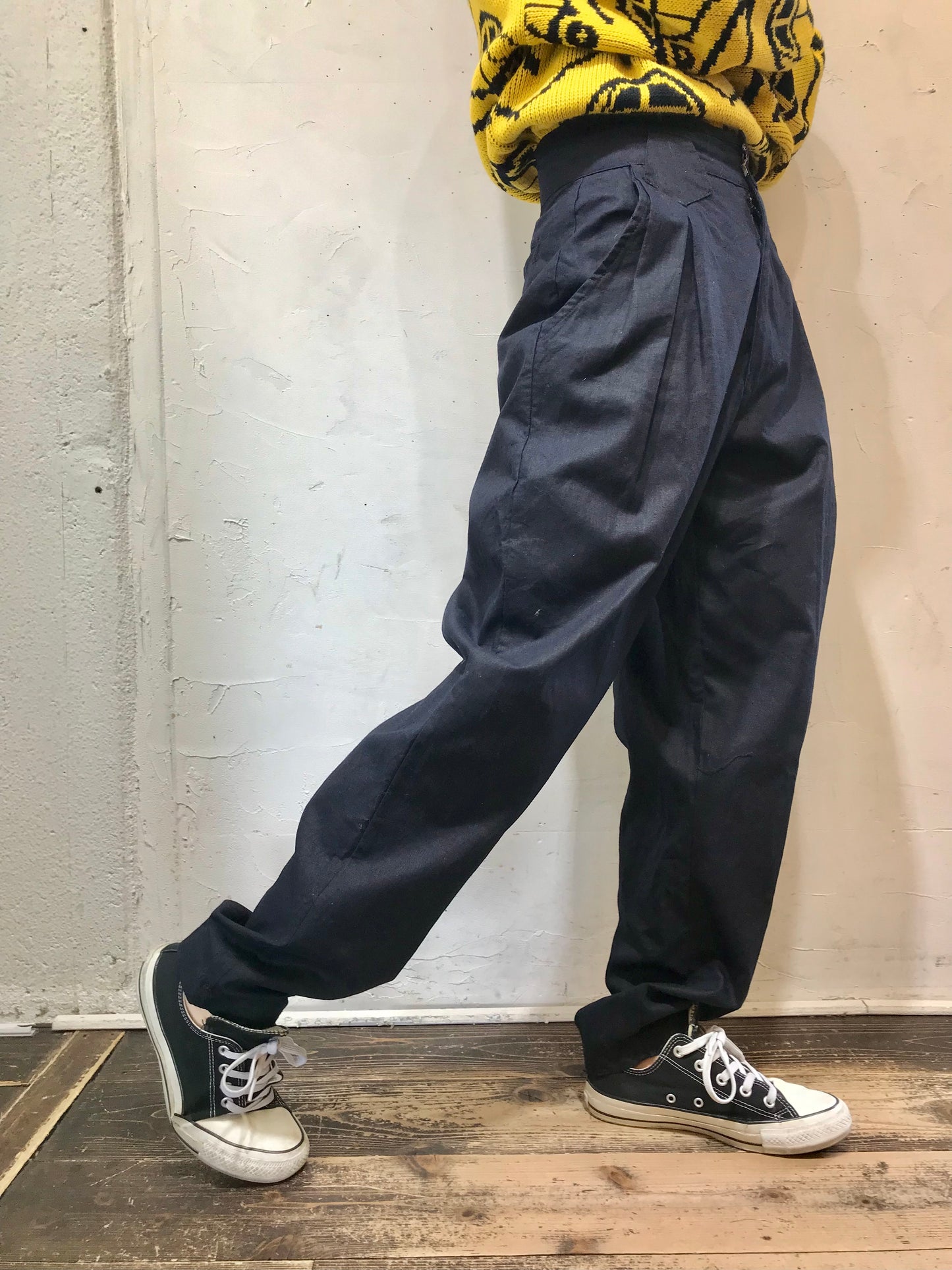 Vintage Tuck Pants [K25601]