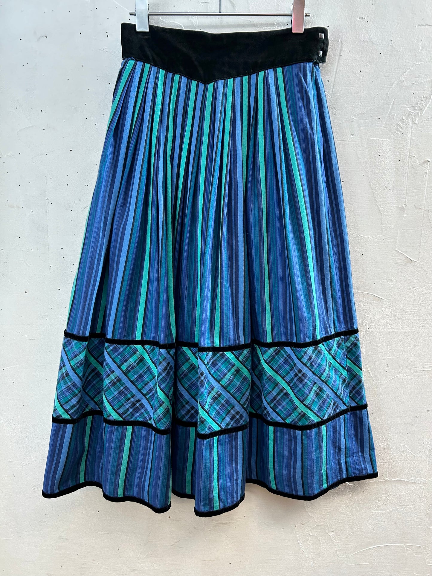 Vintage Tyrol Skirt [K28893]