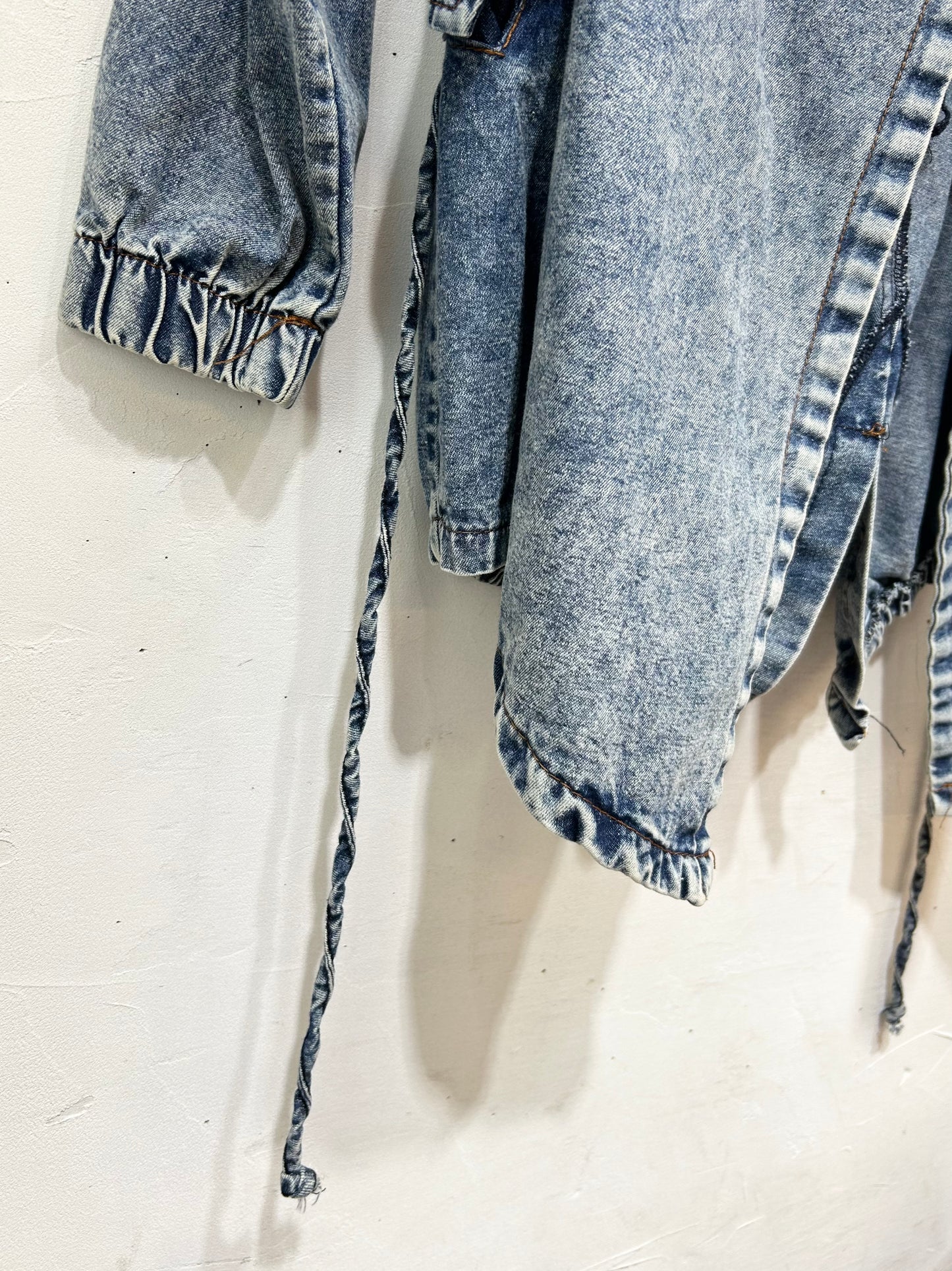 Vintage Denim Jacket [B26243]