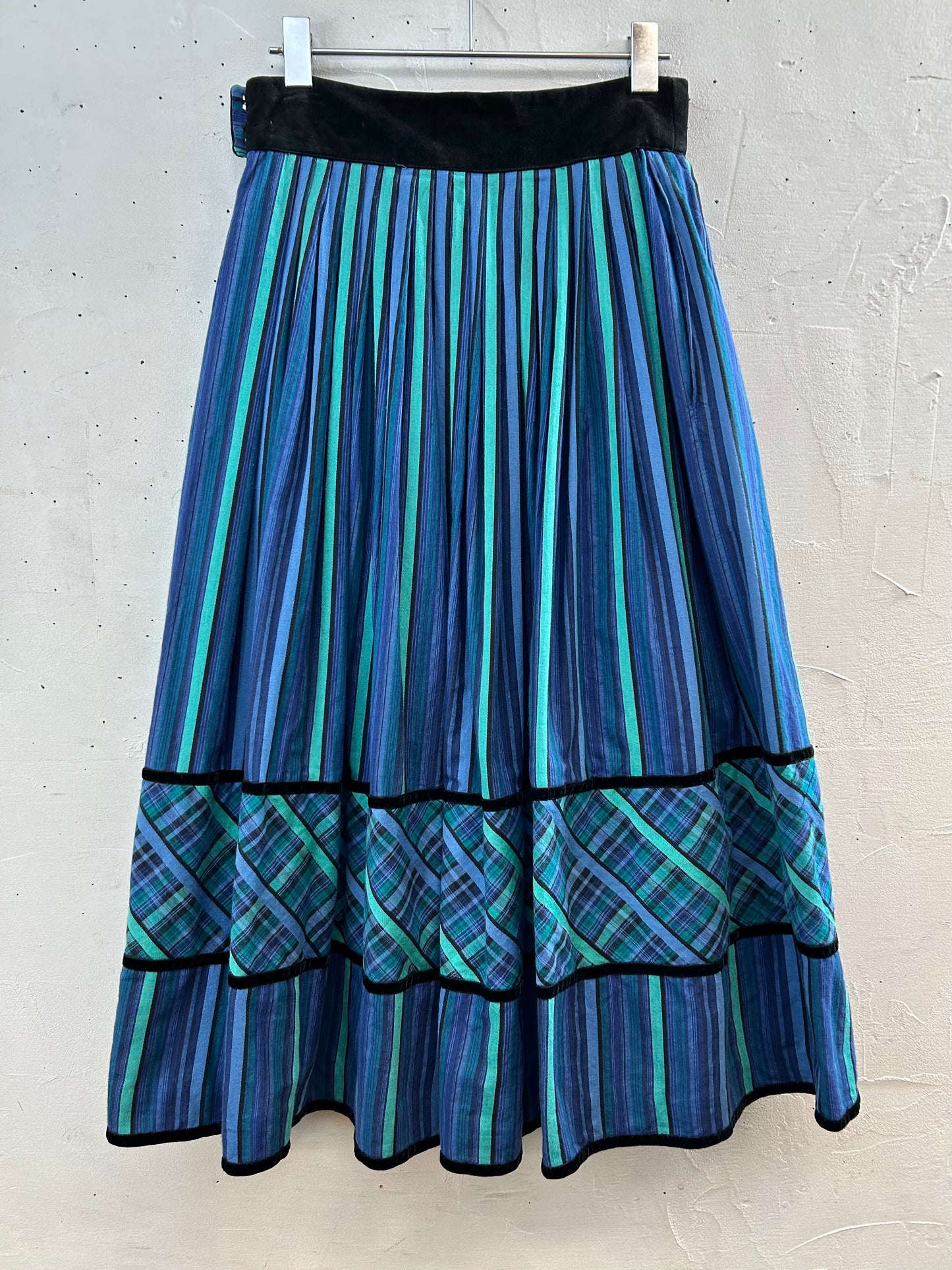 Vintage Tyrol Skirt [K28893]