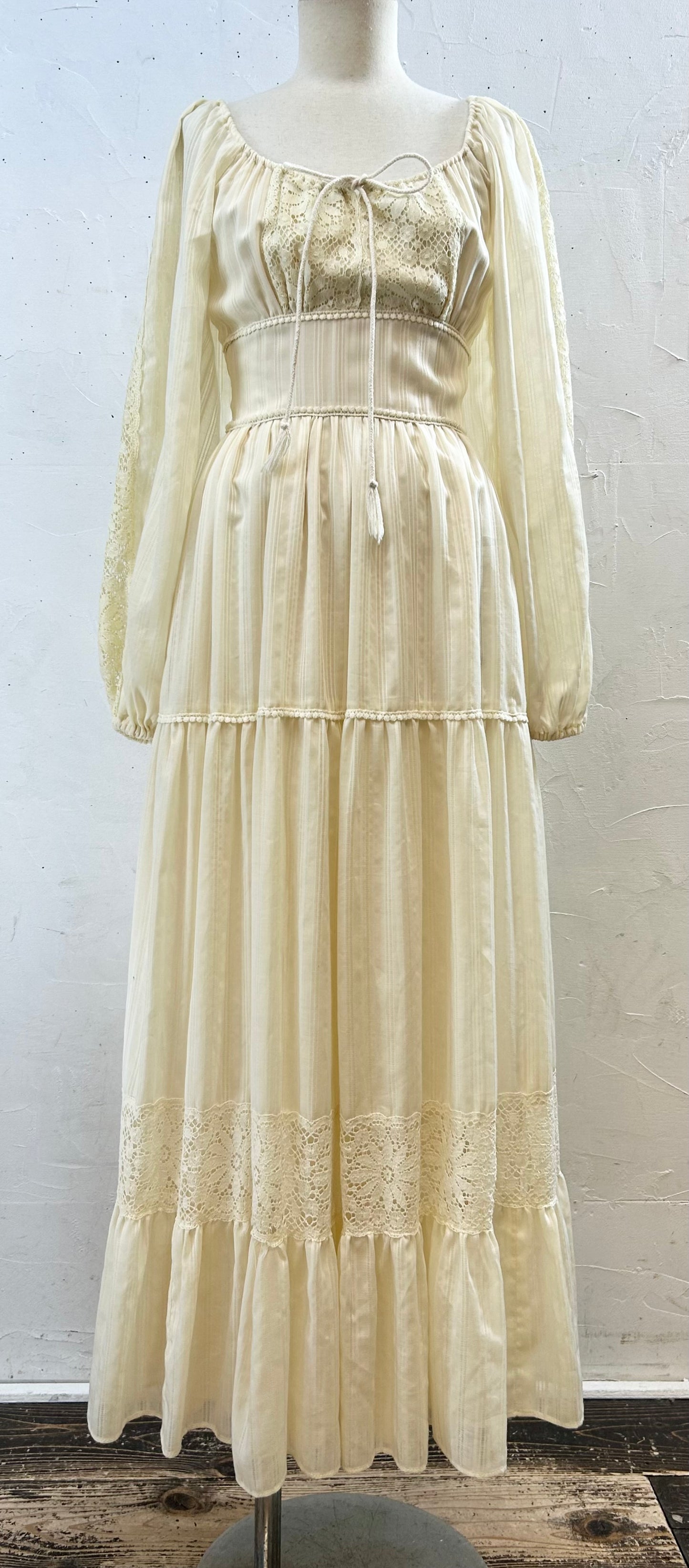 '70s Vintage Dress [H28252]