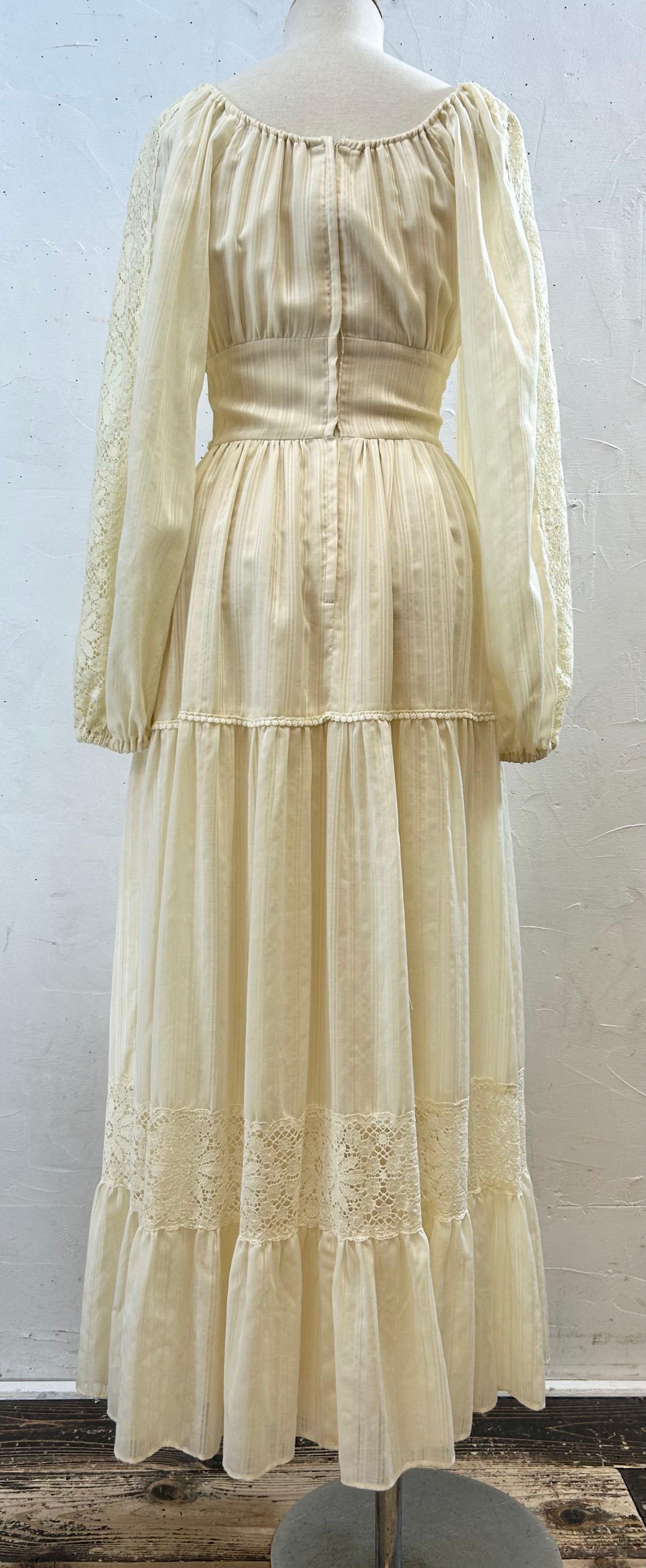 '70s Vintage Dress [H28252]