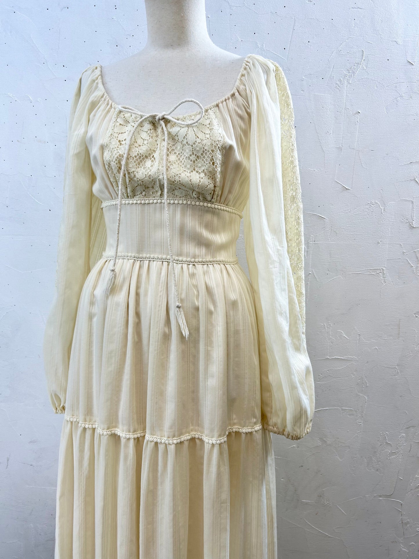 '70s Vintage Dress [H28252]