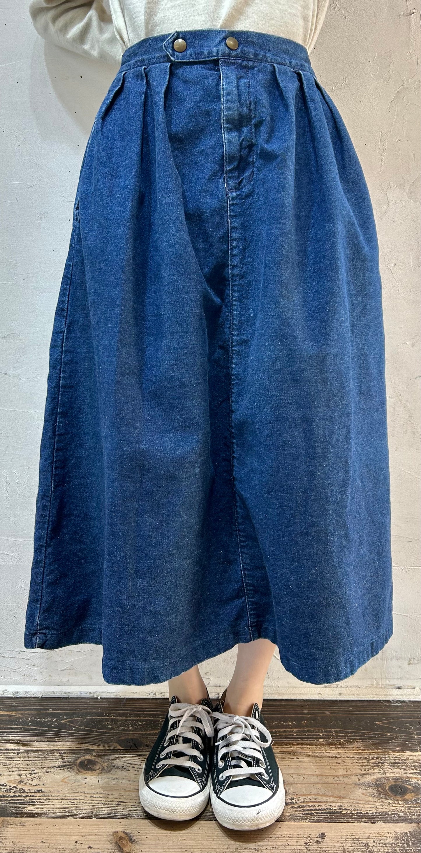 Vintage Denim Skirt [B26249]