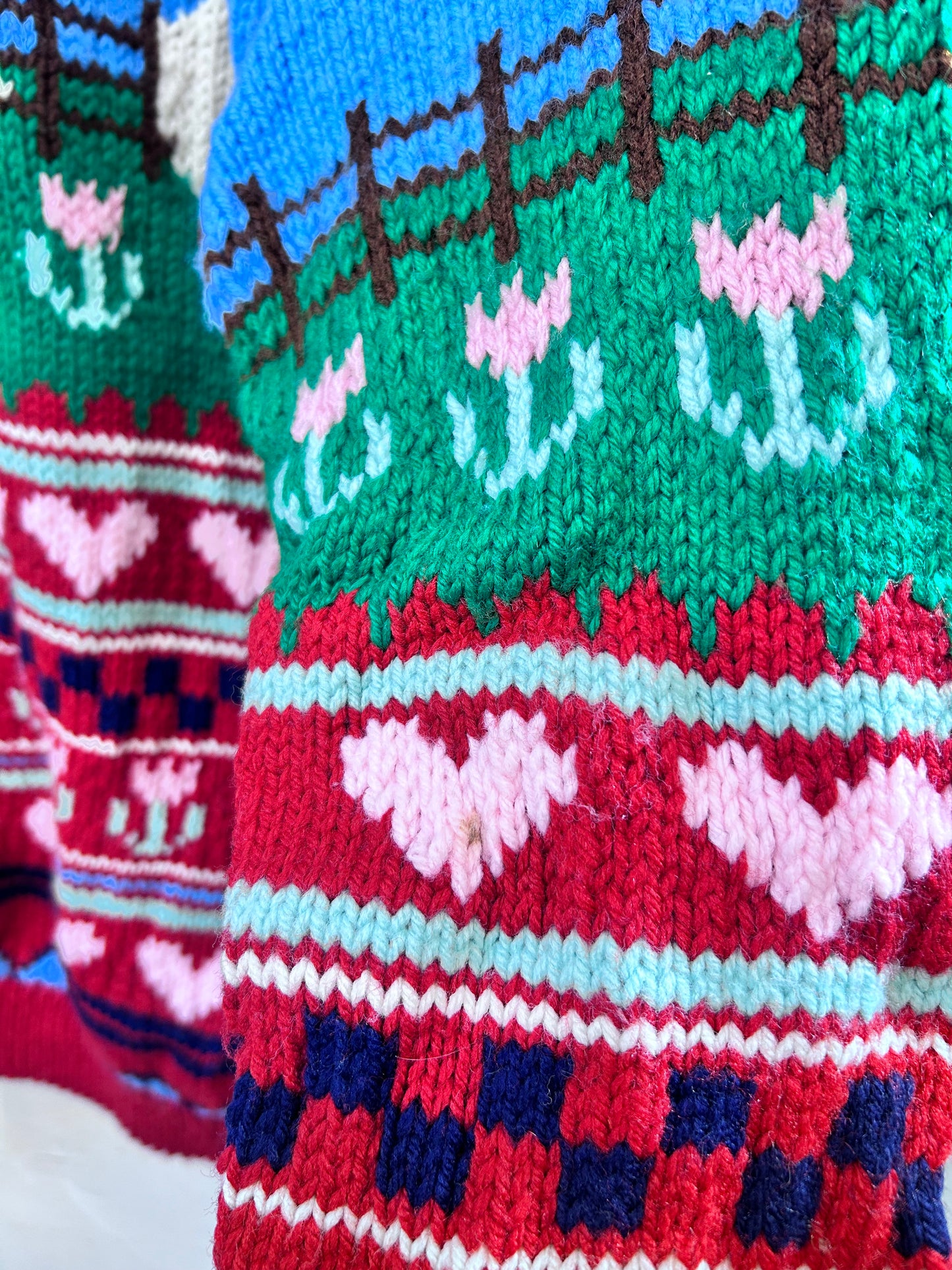 Vintage Hand Knit Cardigan [L29124]