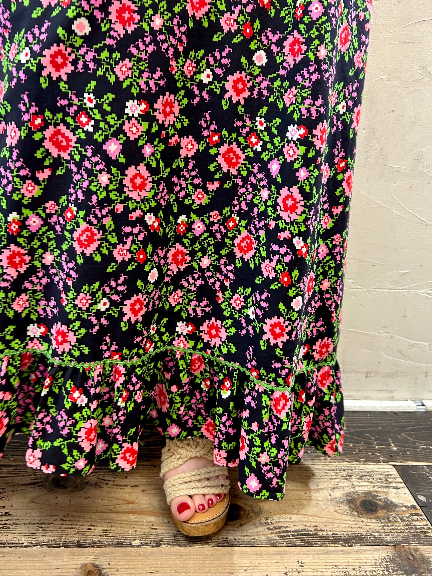 '70s Vintage Dress [J28692]