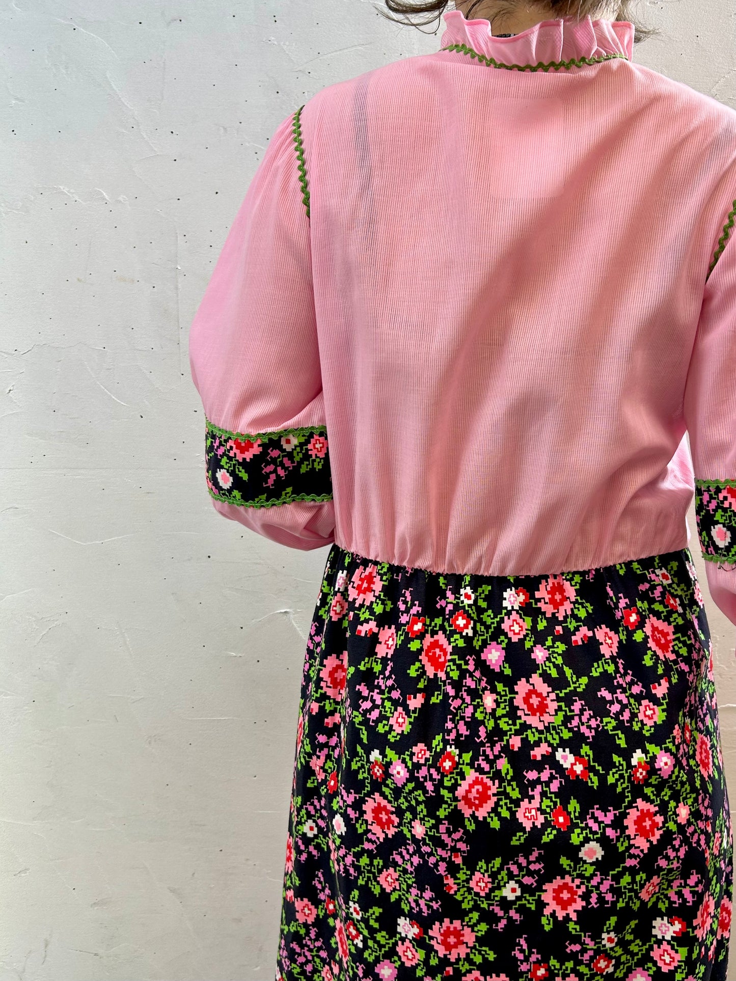 '70s Vintage Dress [J28692]
