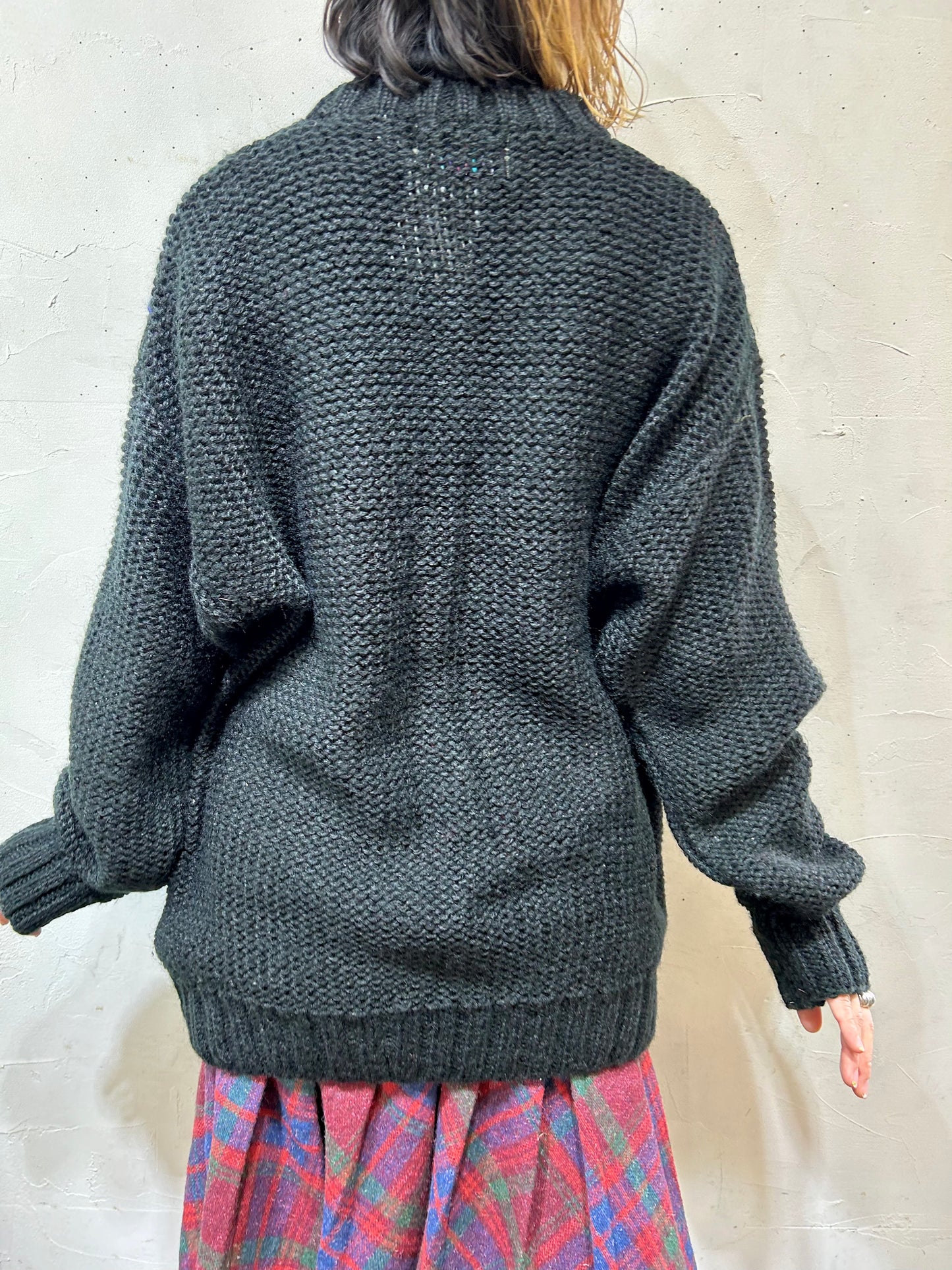 Vintage Hand Knit Sweater [L25839]