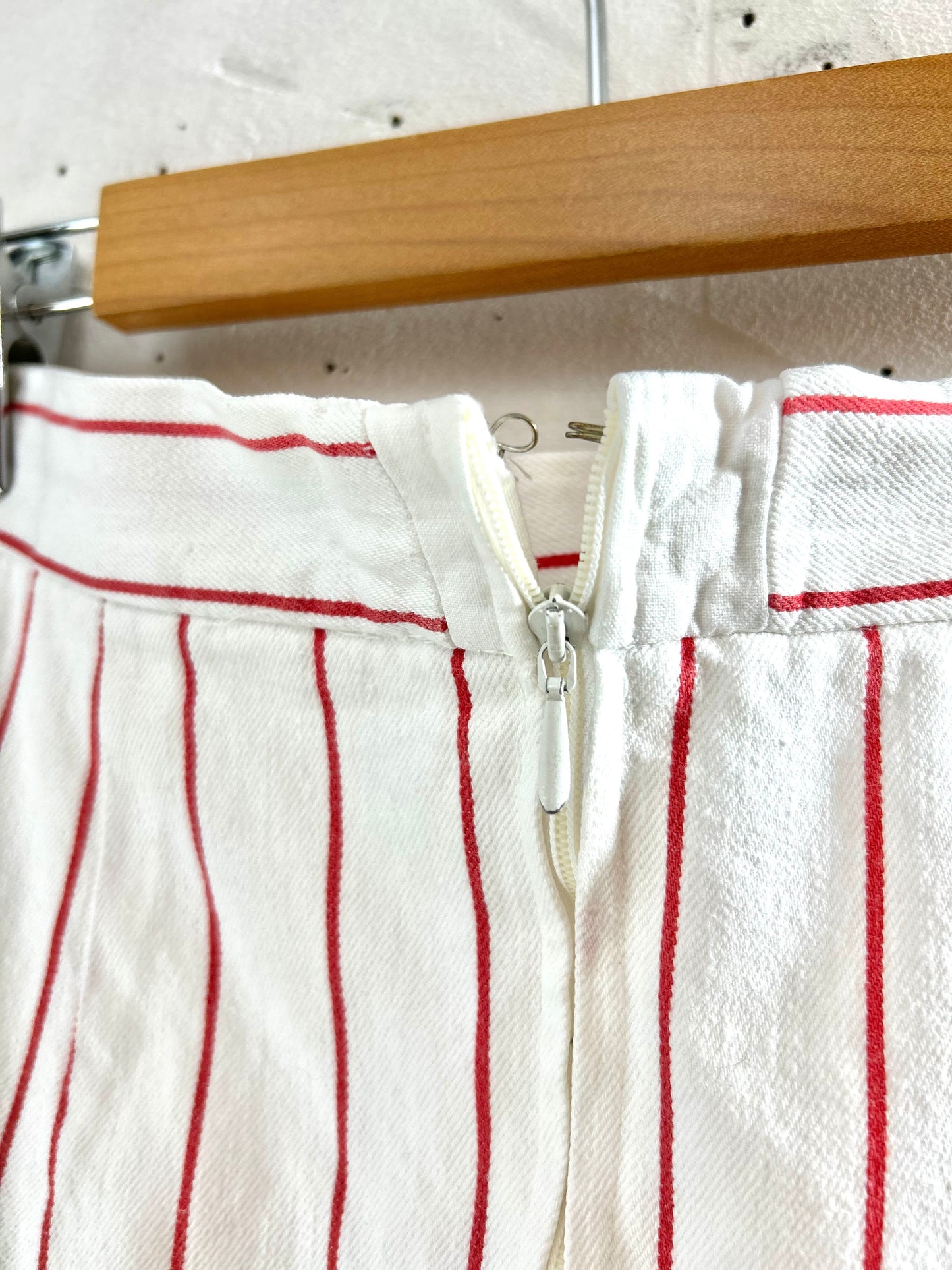 Vintage White Denim Skirt [E30210]