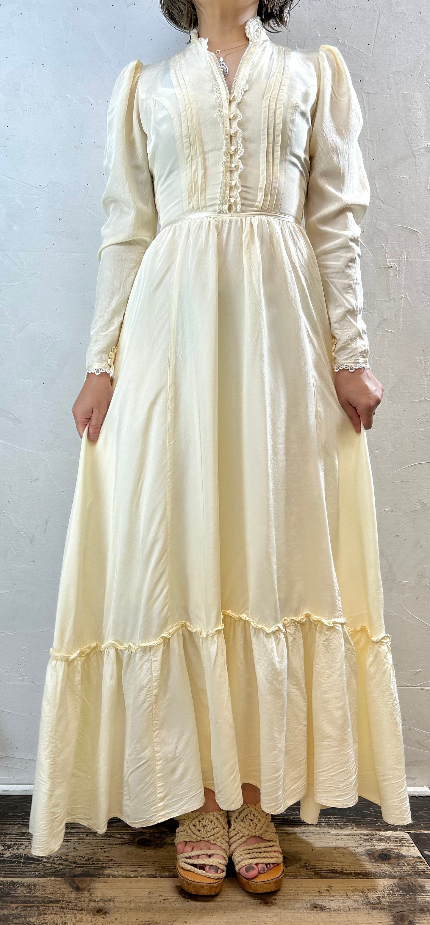 '70s Vintage Dress 〜GUNNE SAX〜 [F27761]