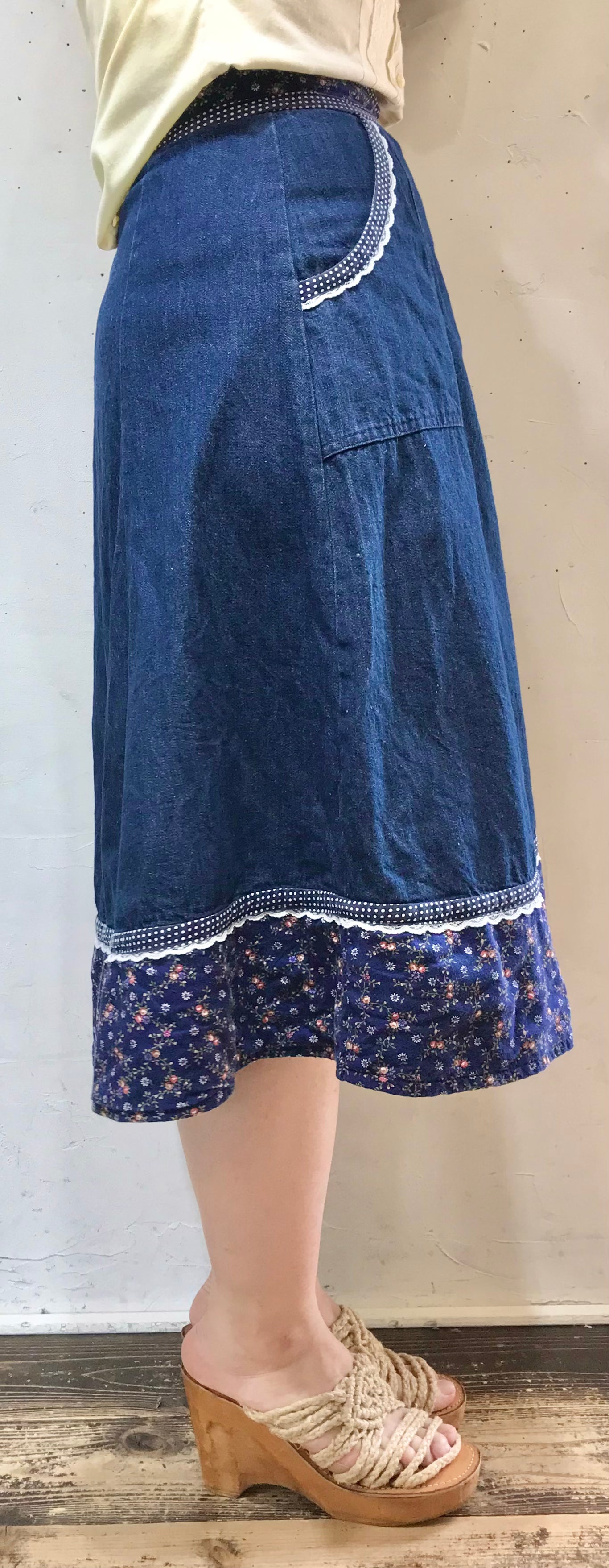 '70s Vintage Denim Skirt 〜GUNNIES〜[E24025]