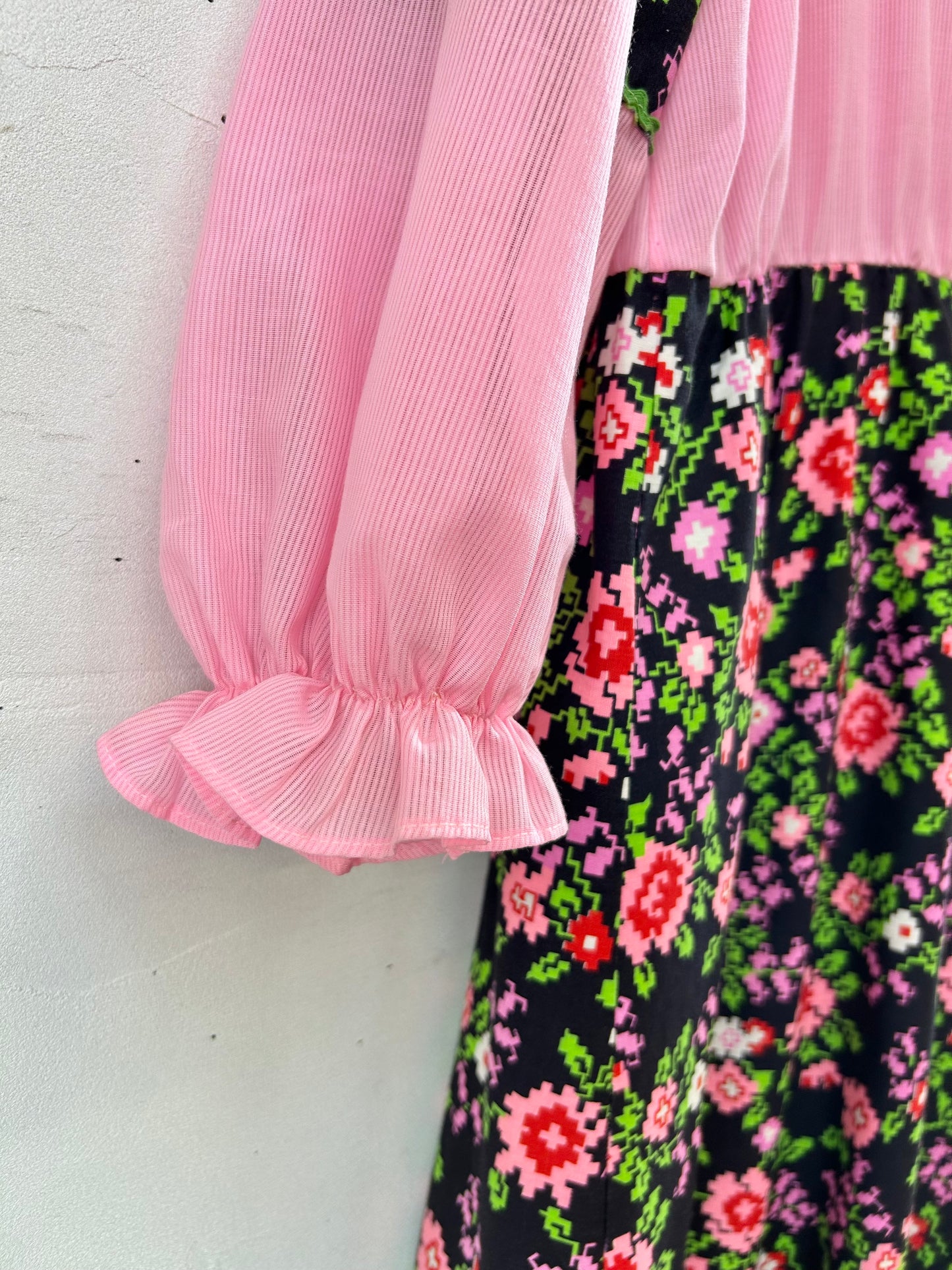 '70s Vintage Dress [J28692]