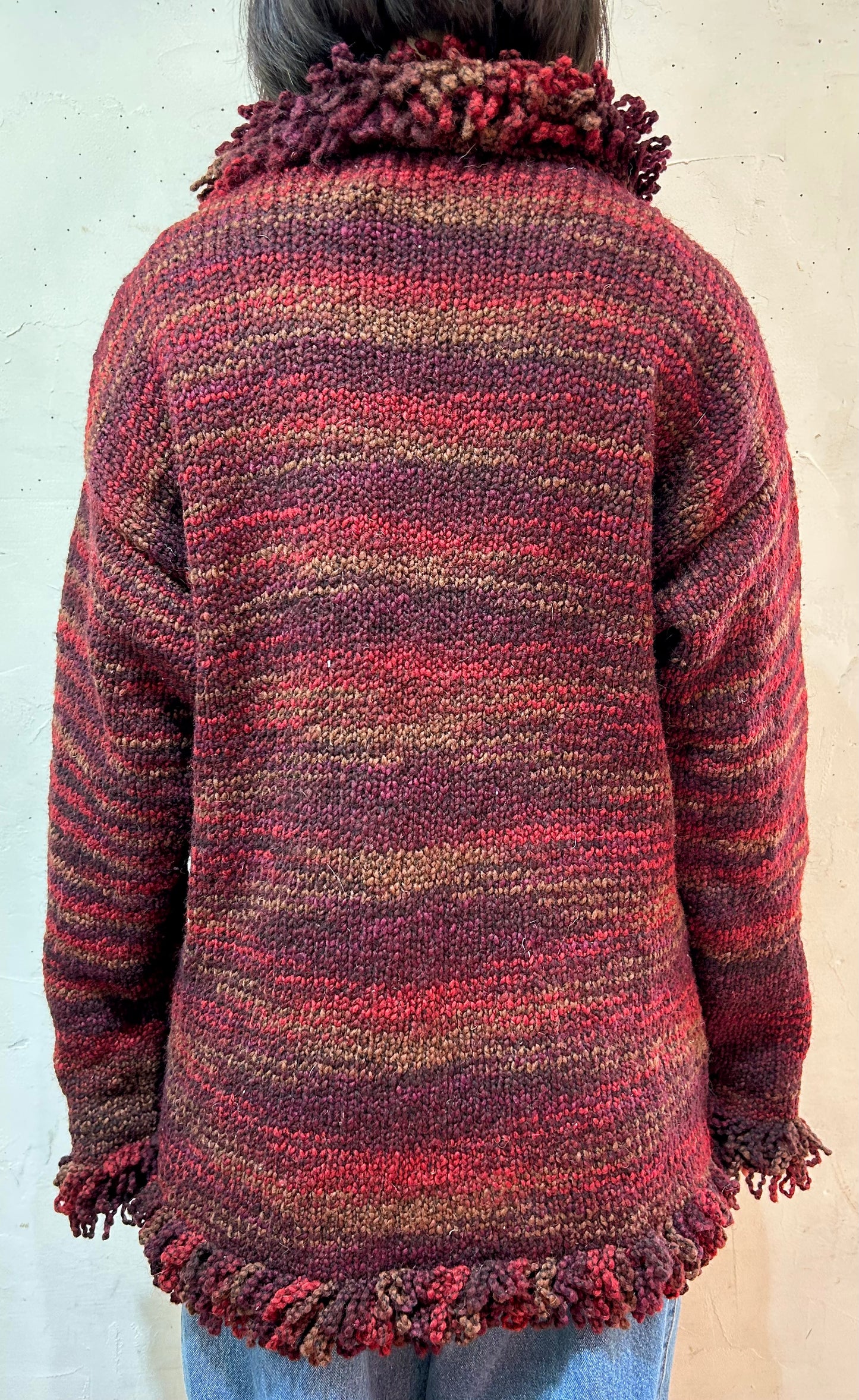 Vintage Hand Knit Sweater MADE IN ECUADOR [J25332]