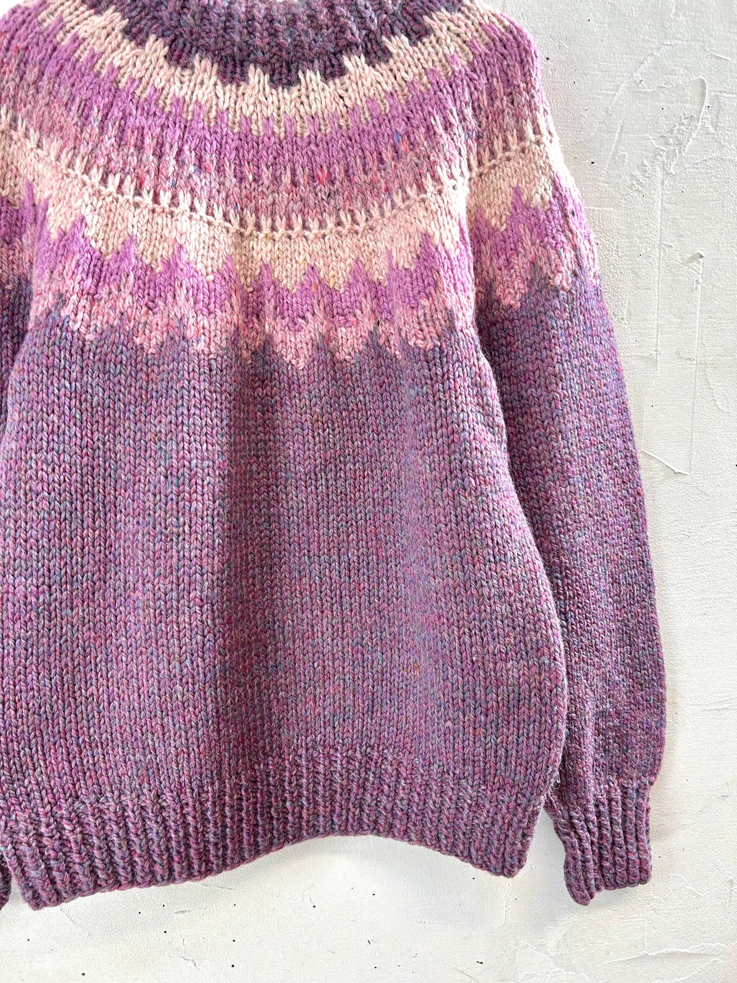 Vintage Hand Knit Sweater  [L29142]