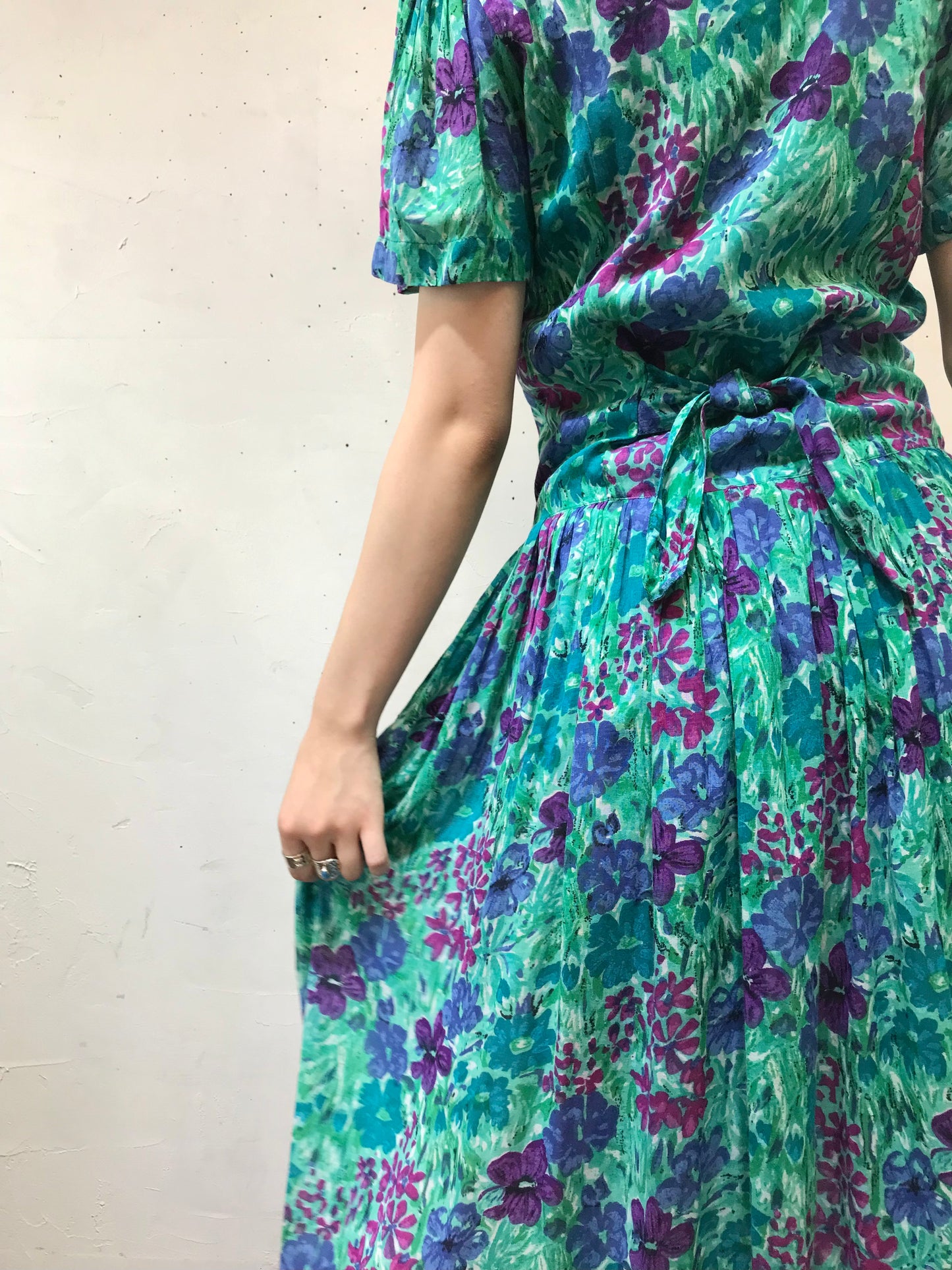 Vintage Flower Dress MADE IN INDIA [F16736]