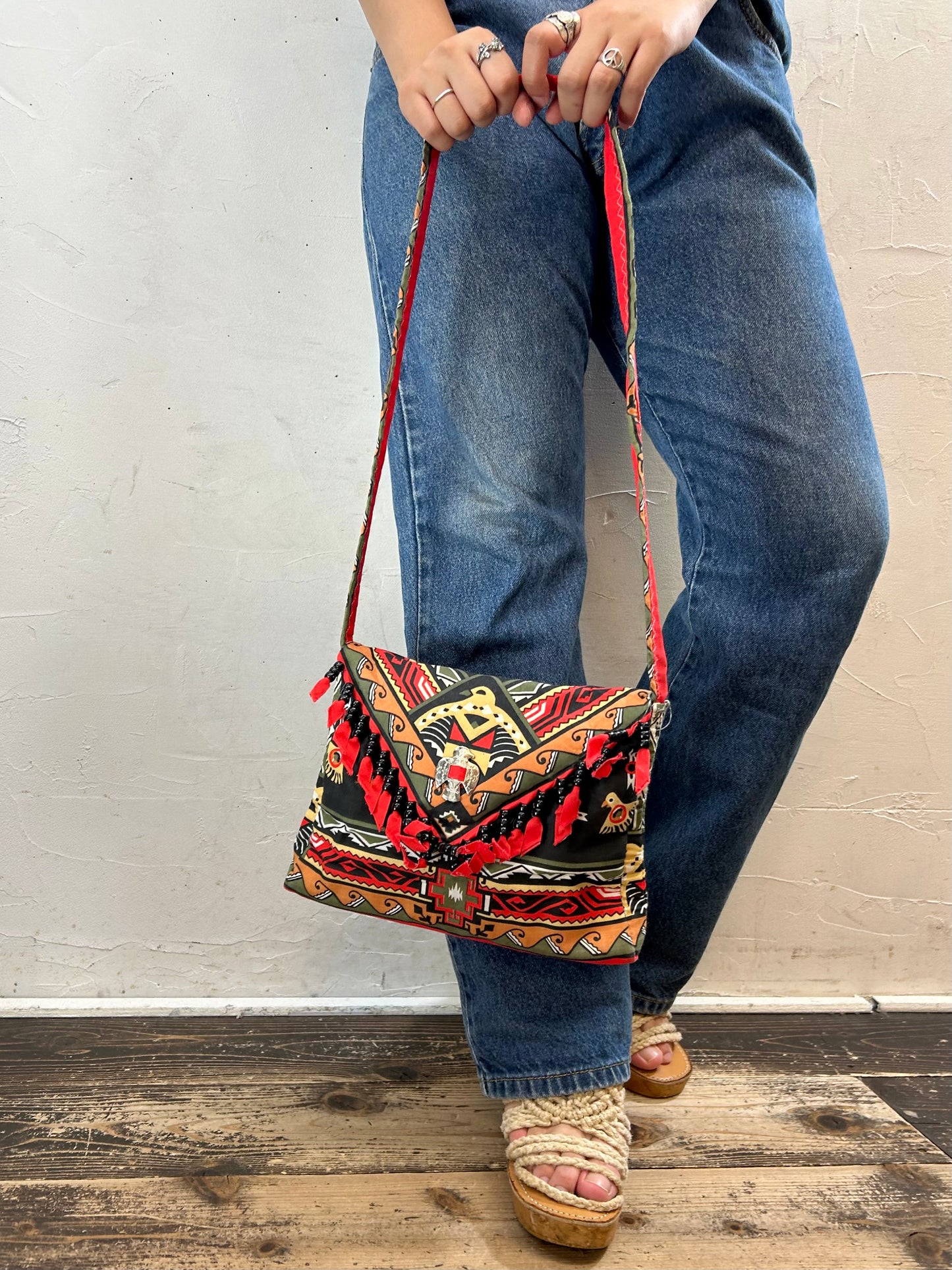 Vintage Shoulder Bag [F27589]