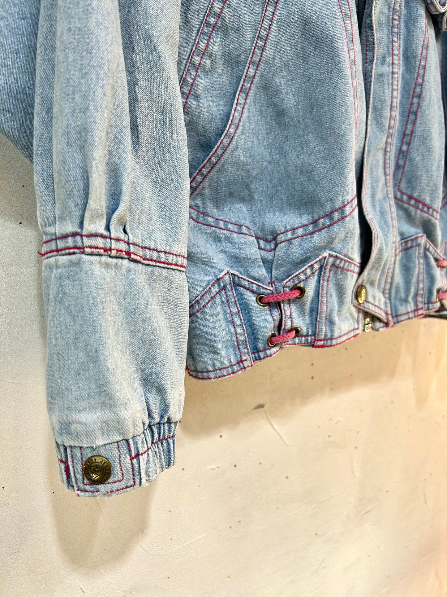 Vintage Denim Jacket [B26252]