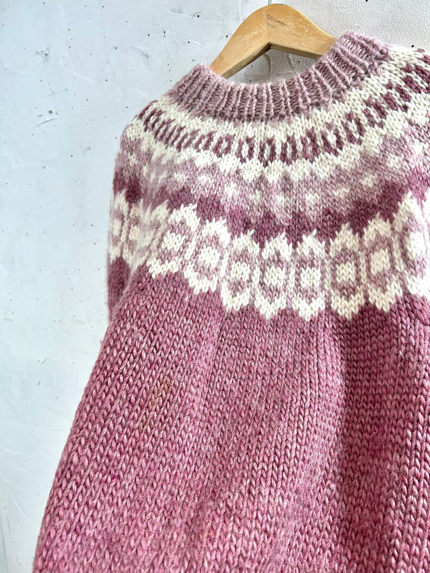Vintage Hand Knit Sweater MADE IN GREAT BRITAIN [L29141]