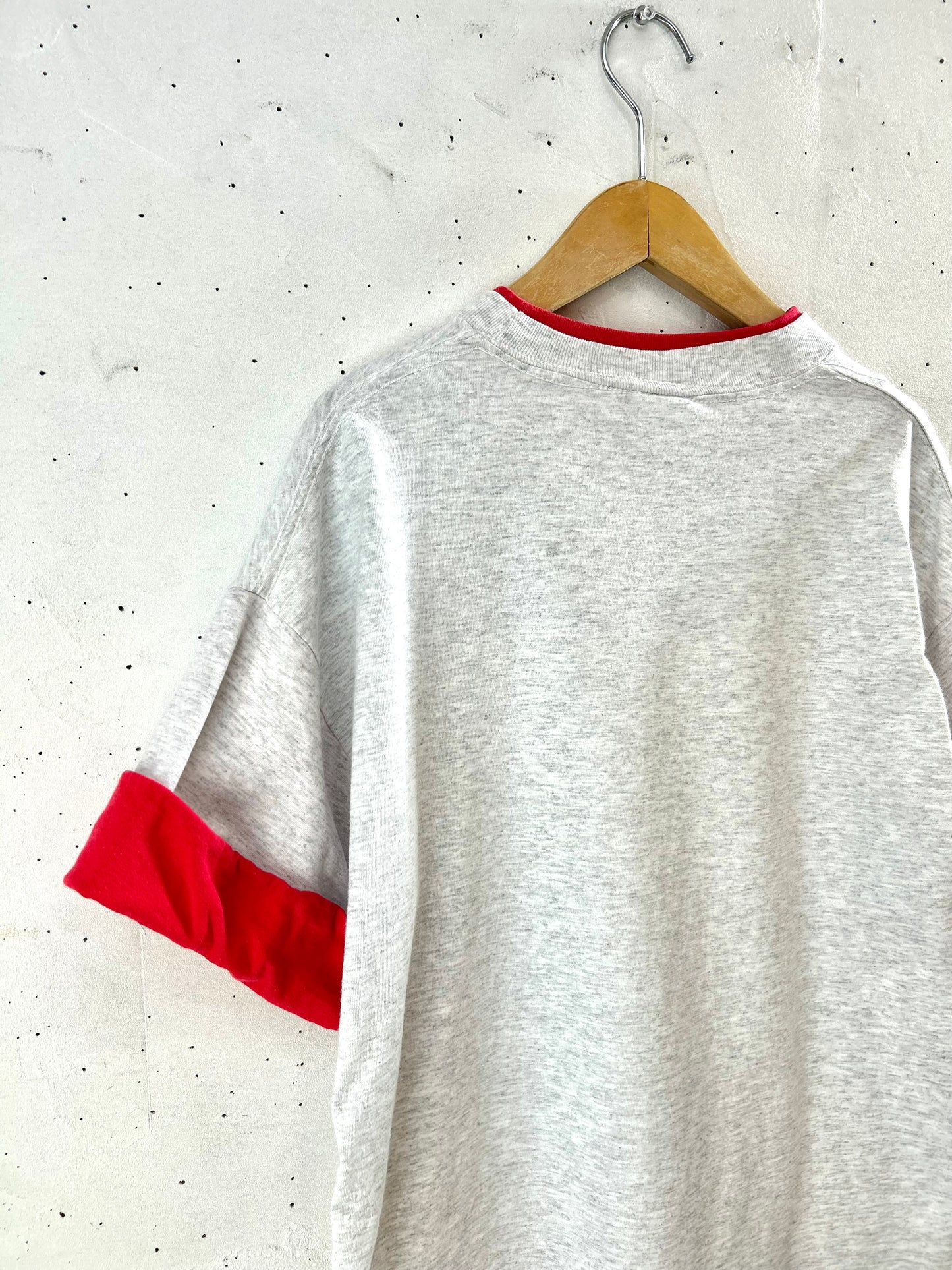 Vintage T-Shirt 〜SIGNAL SPORT 〜MADE IN USA〜[F30432]