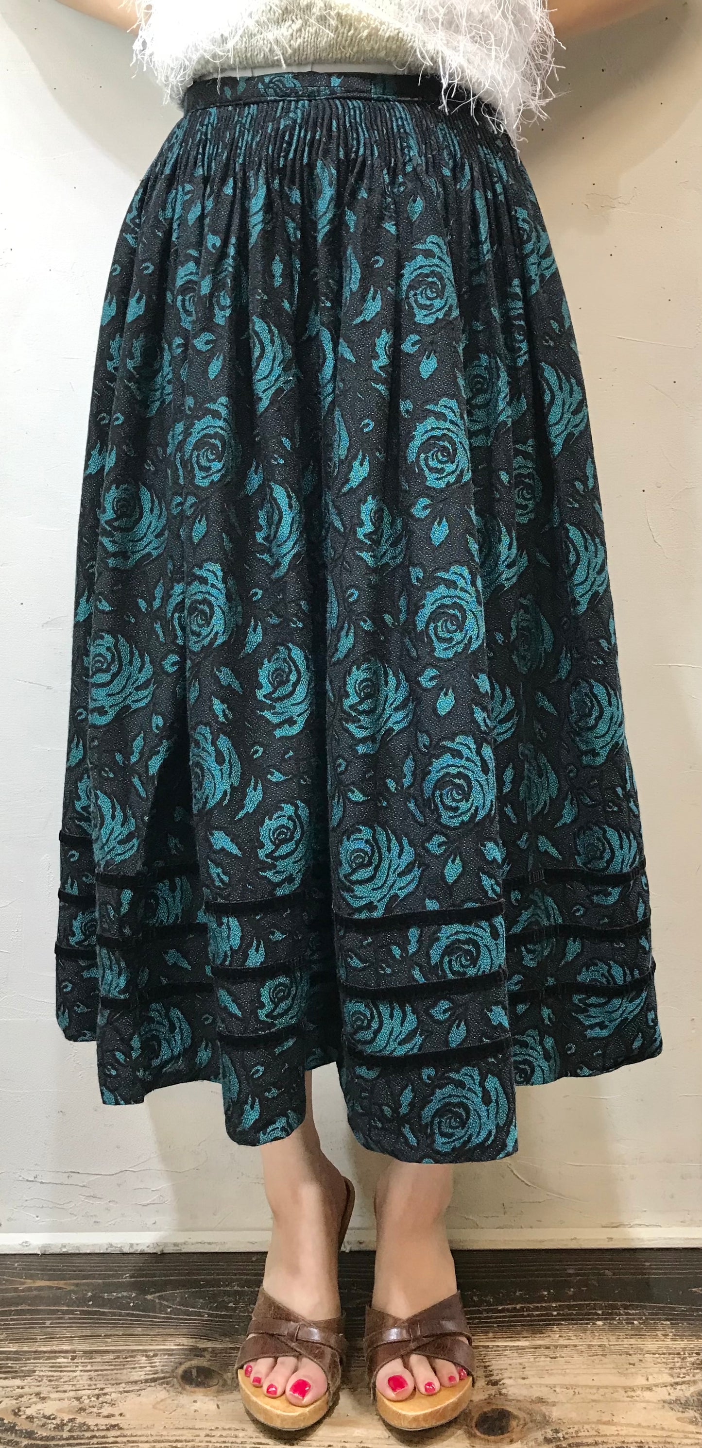 Vintage Tyrol Skirt MADEIN AUSTRIA [H24738]