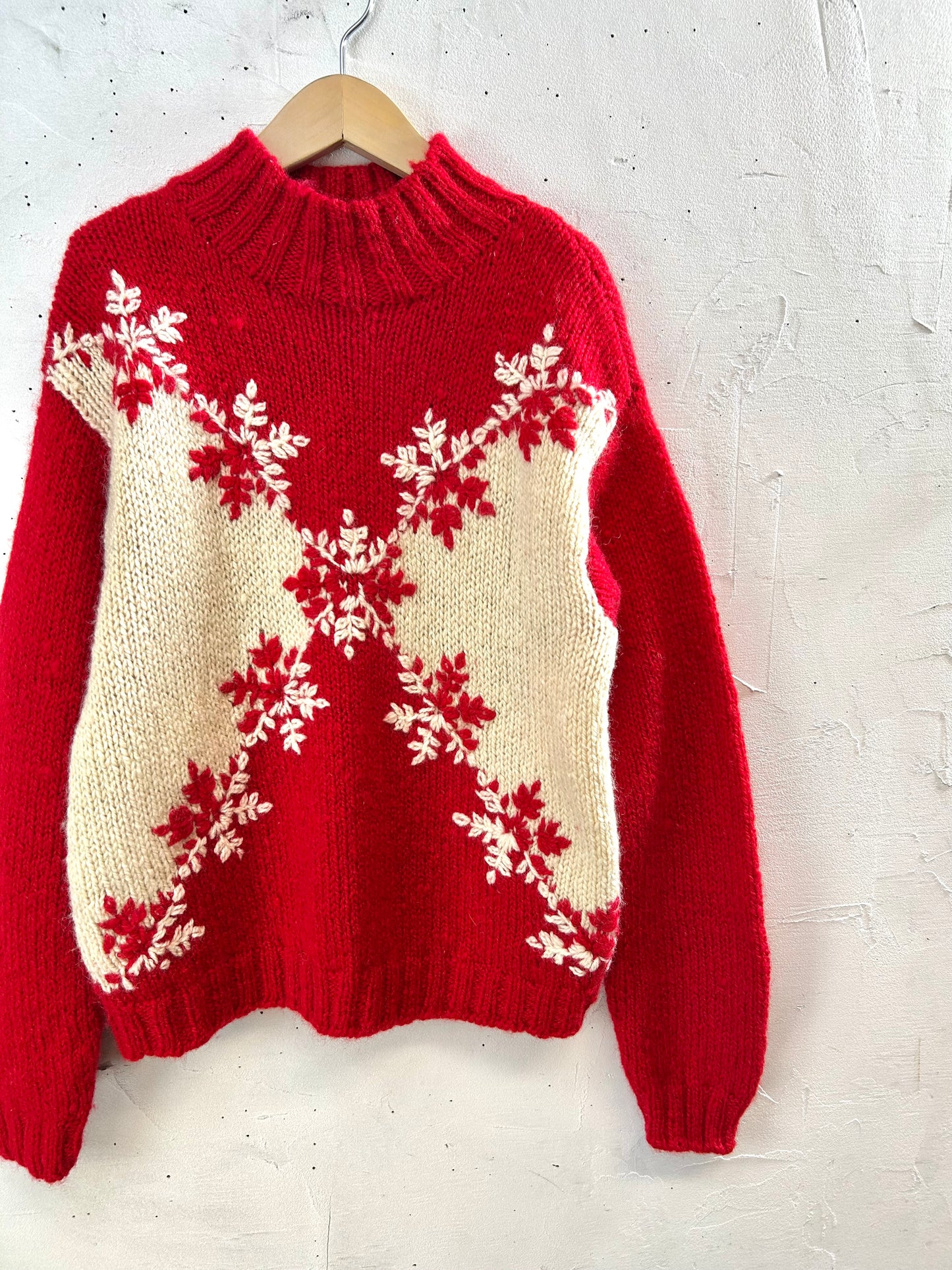 Vintage Hand Knit Sweater [L29135]