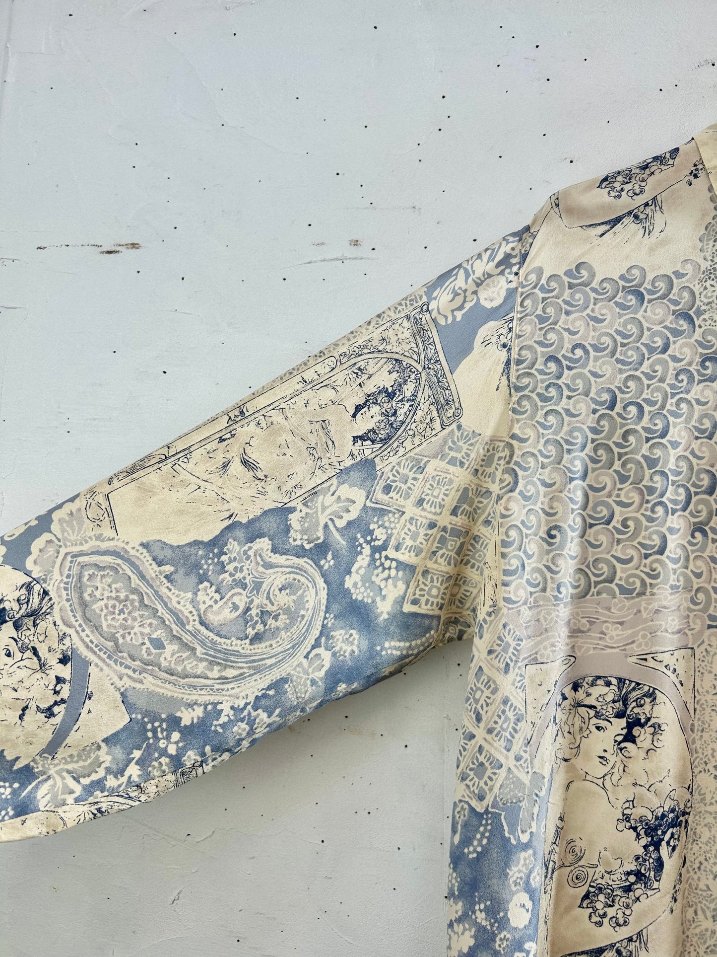 Vintage Silk Shirt [D30013]