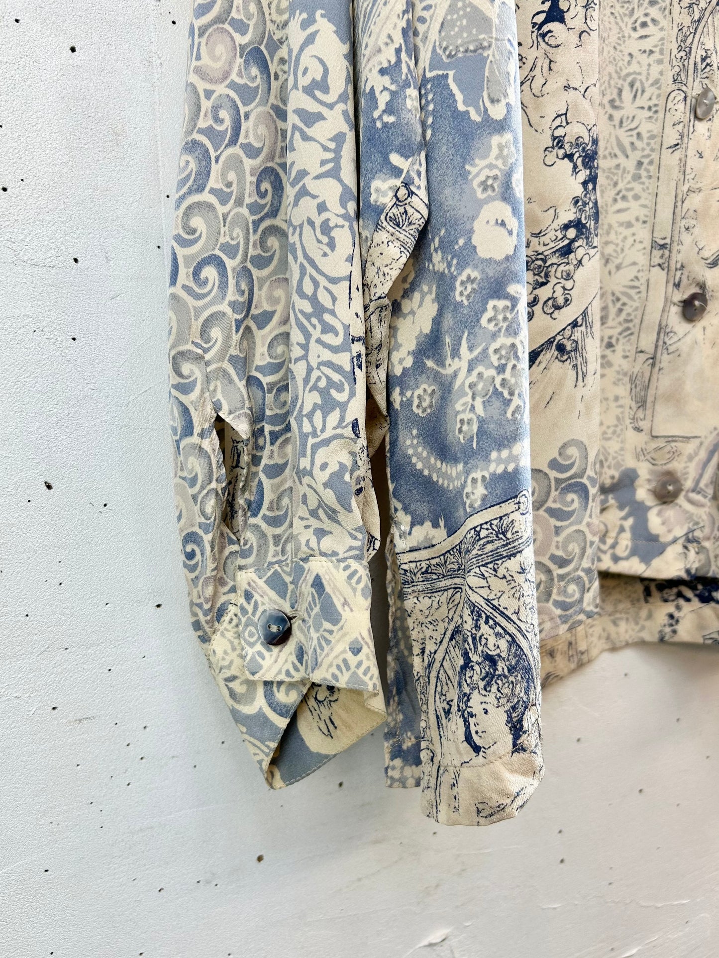 Vintage Silk Shirt [D30013]