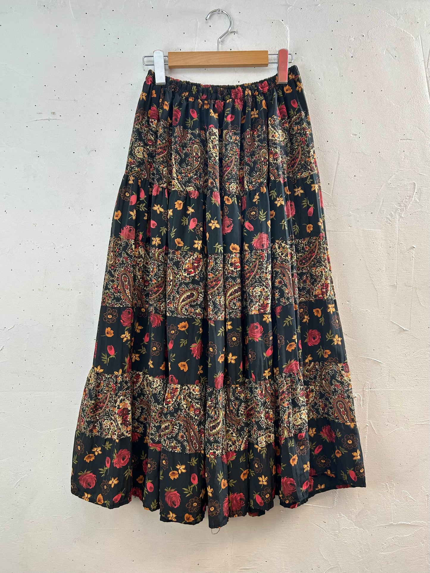 Vintage Tiered Skirt MADE lN USA [D30009]