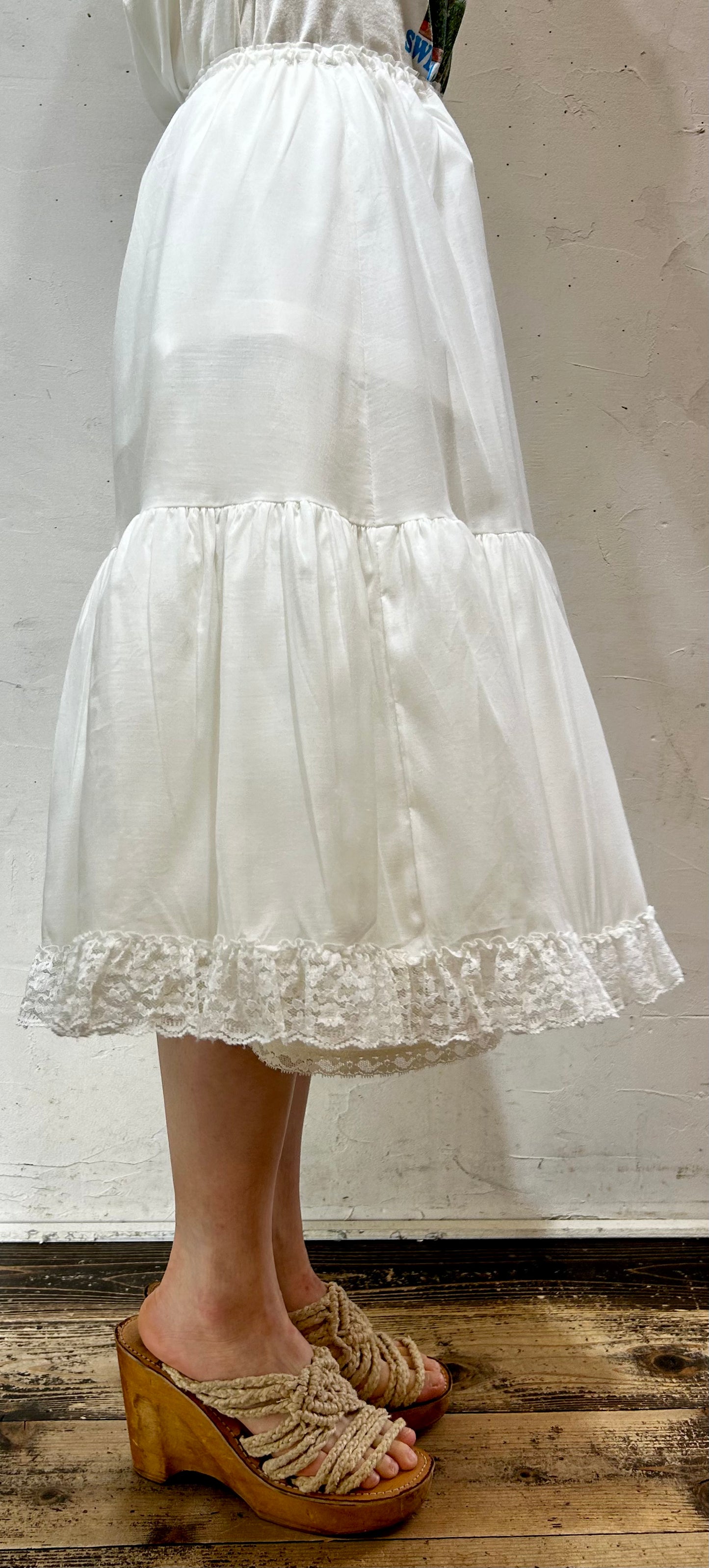 Vintage Petti Skirt [D26897]