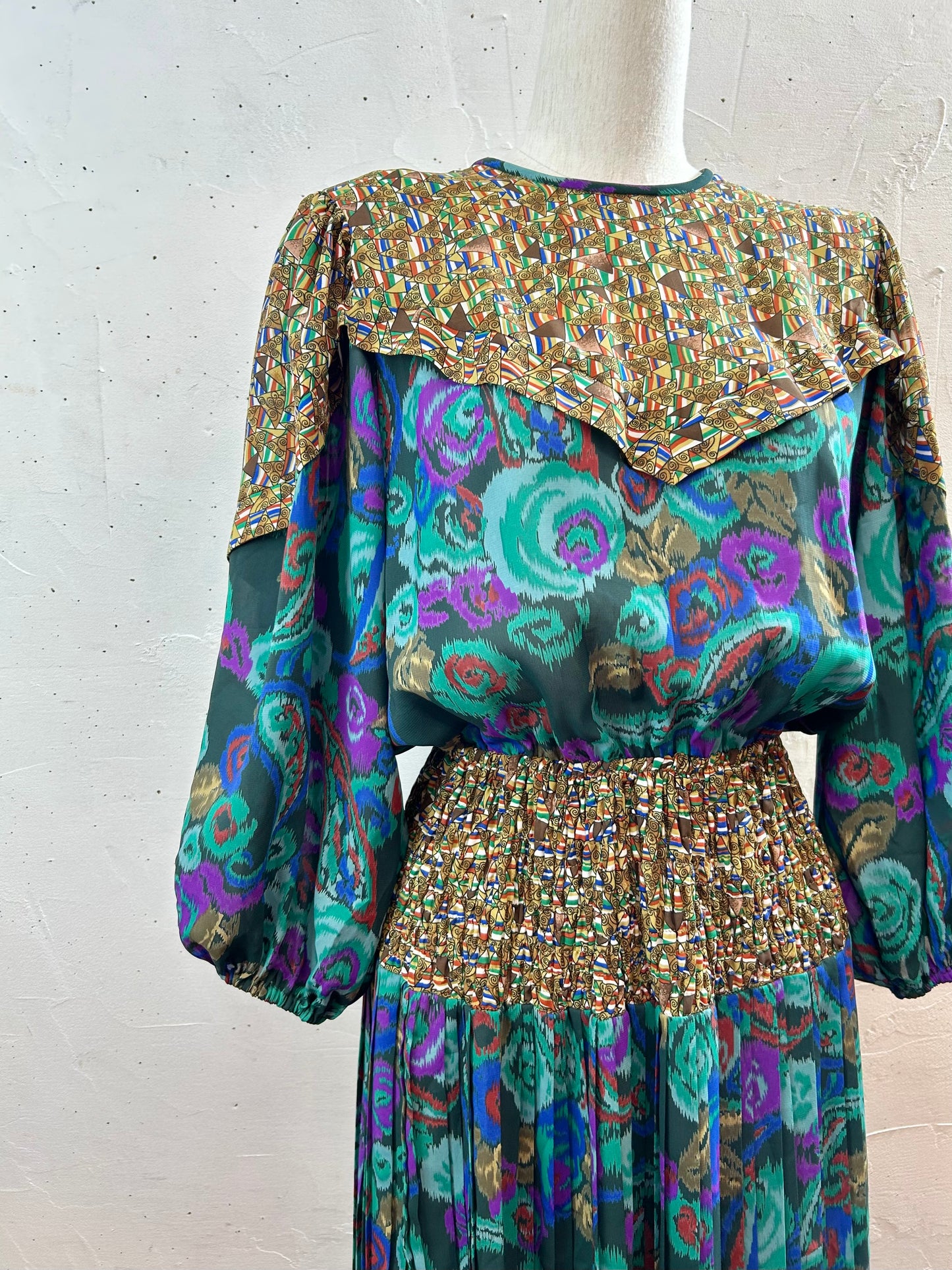 ’80s Vintage Dress [D30021]