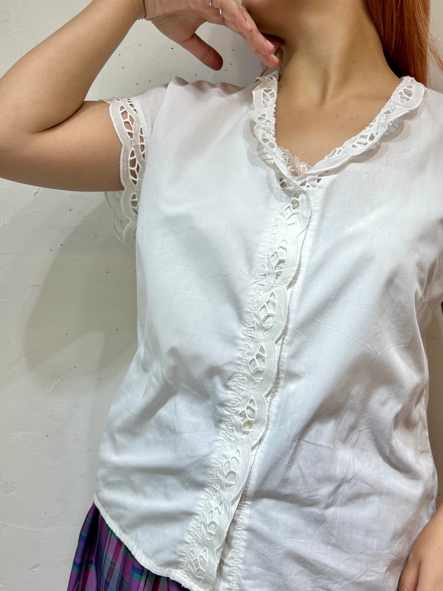 Vintage White Blouse [E27020]