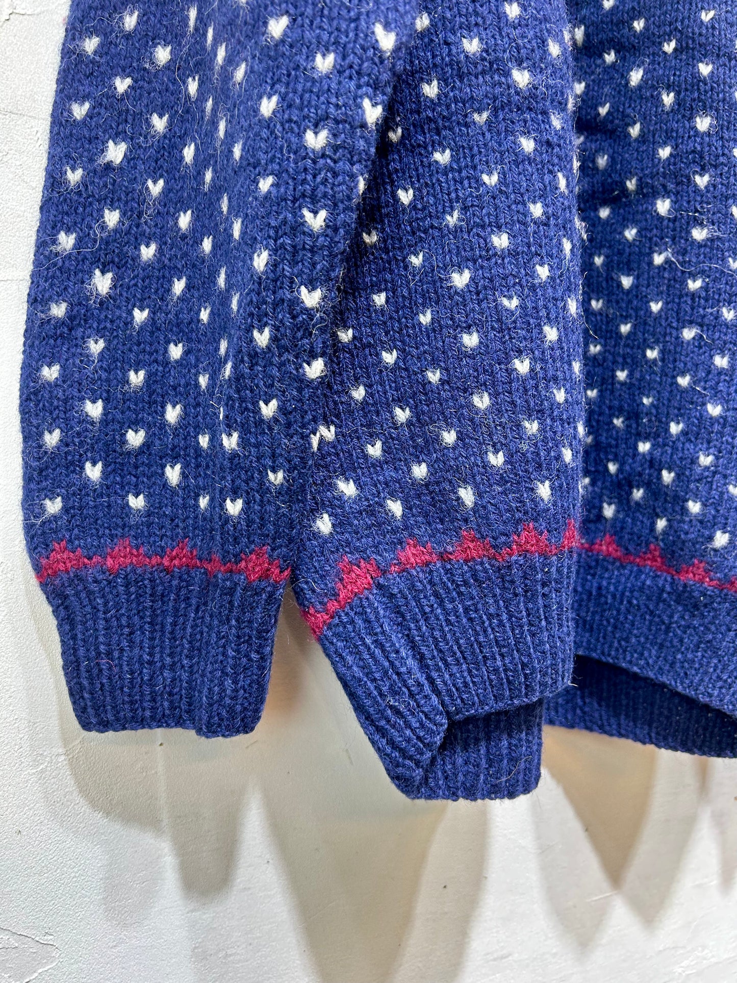 Vintage Hand Knit Sweater [K25639]