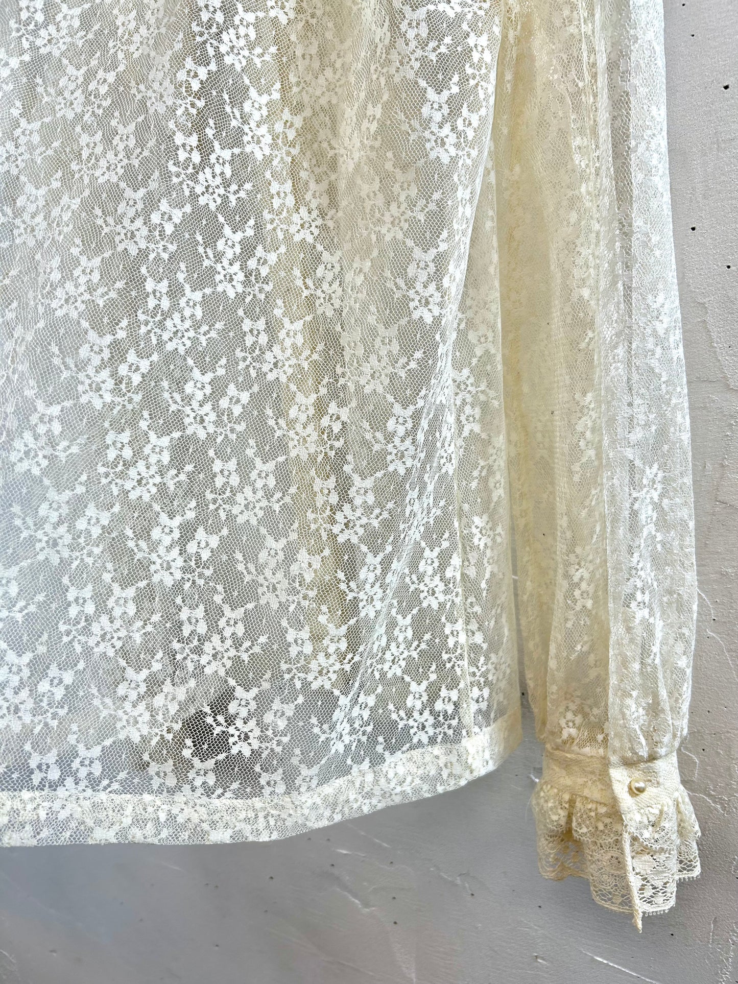Vintage White Lace Blouse [D30023]