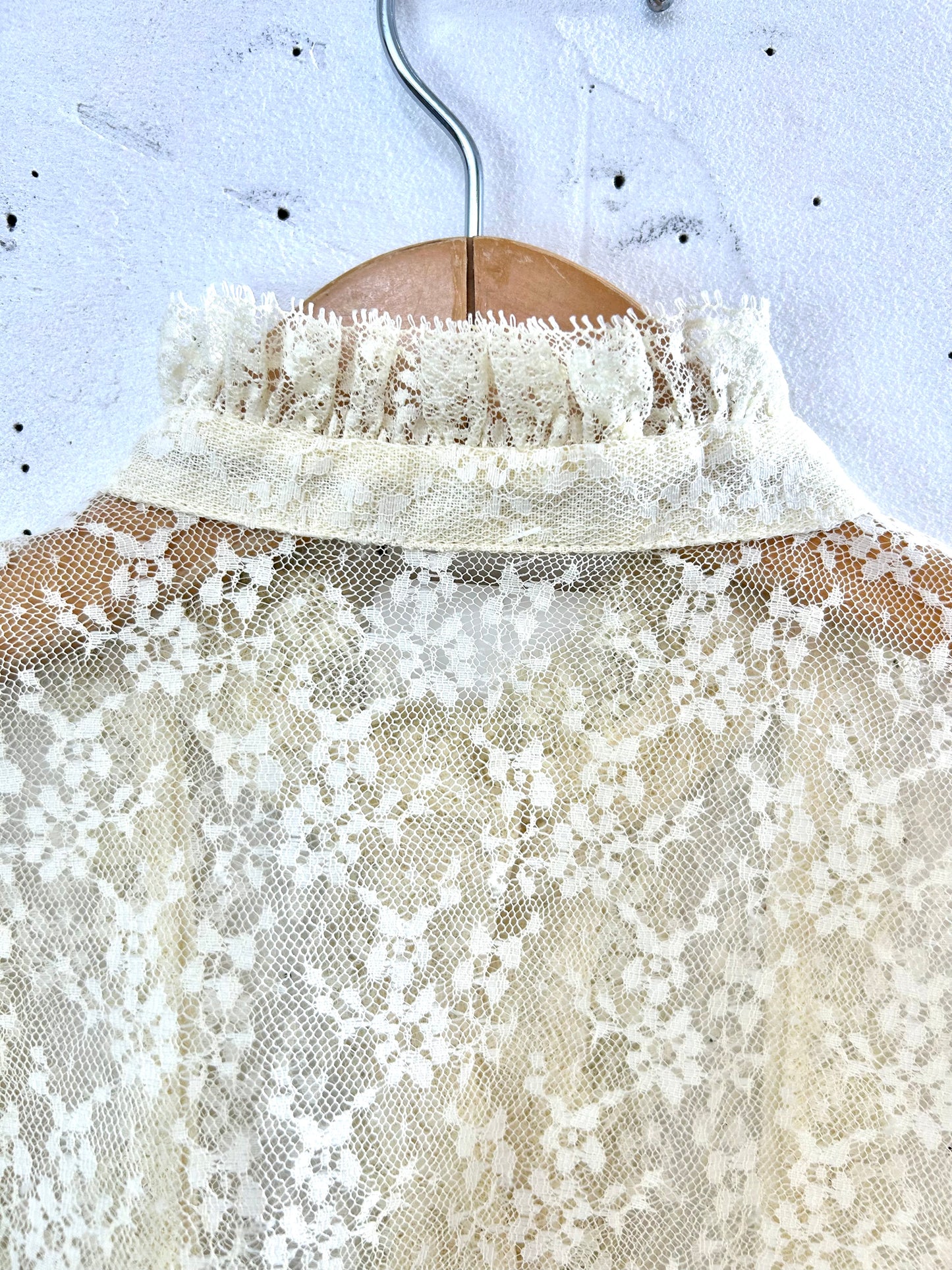 Vintage White Lace Blouse [D30023]