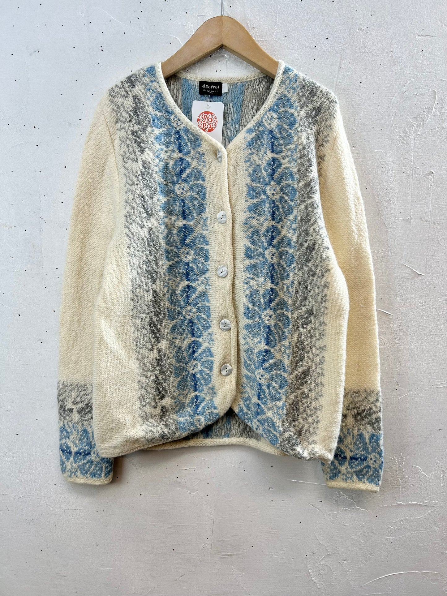 Vintage Hand Made Knit Cardigan [L29165]