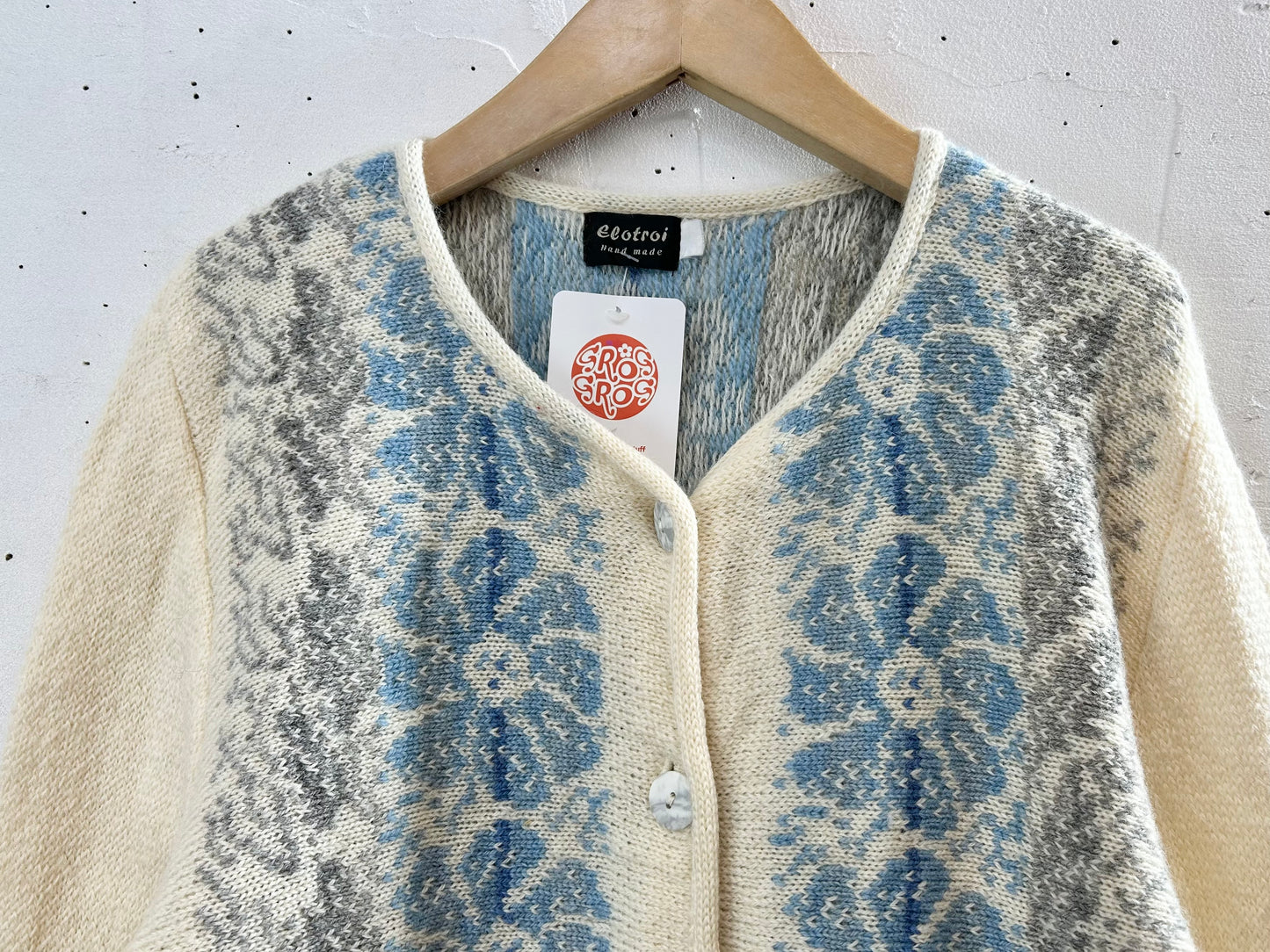 Vintage Hand Made Knit Cardigan [L29165]