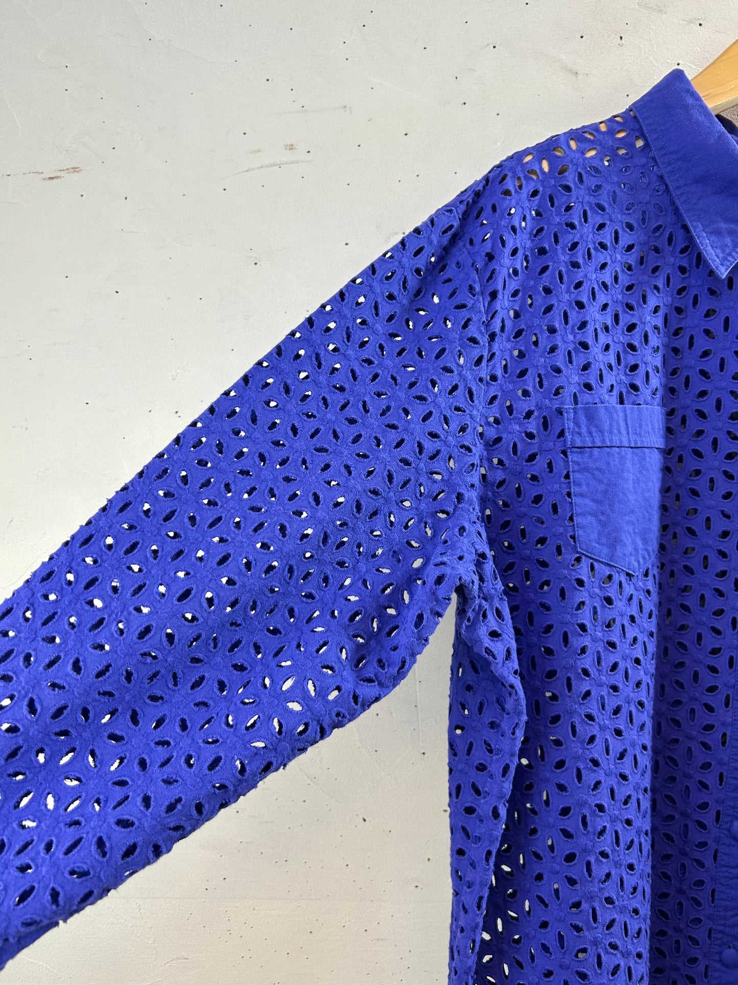 Vintage Eyelet Lace Shirt [F30444]