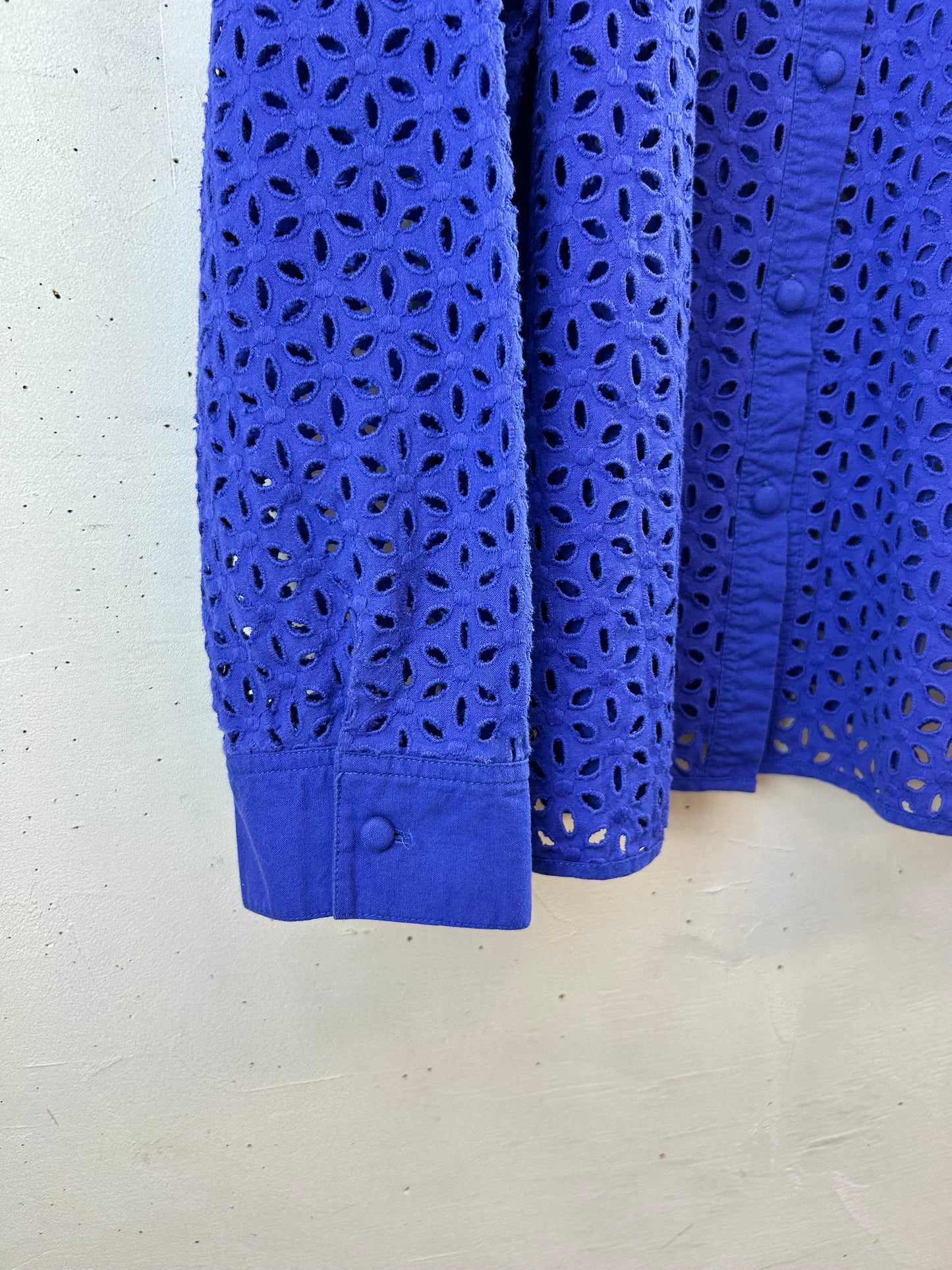 Vintage Eyelet Lace Shirt [F30444]