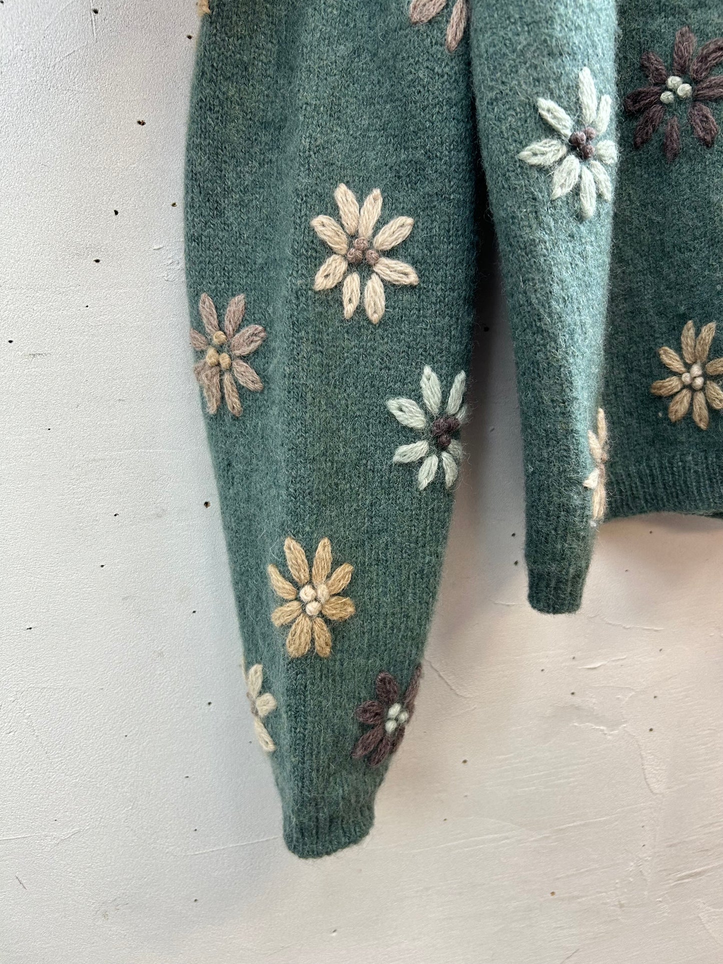 Vintage Embroidered Knit Sweater 〜KAREN SCOTT〜 [L29160]