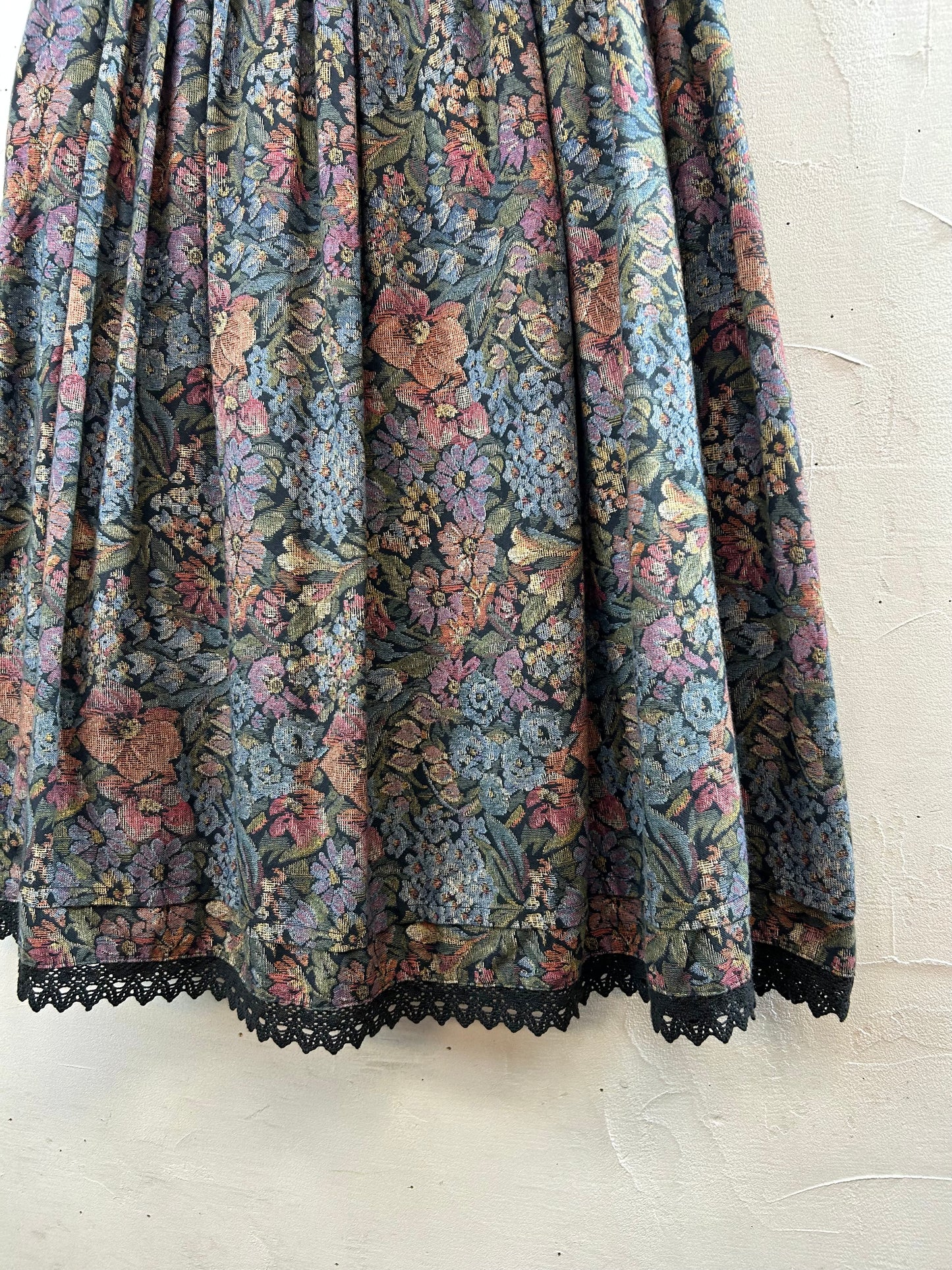 Vintage Tyrol Skirt [L29159]