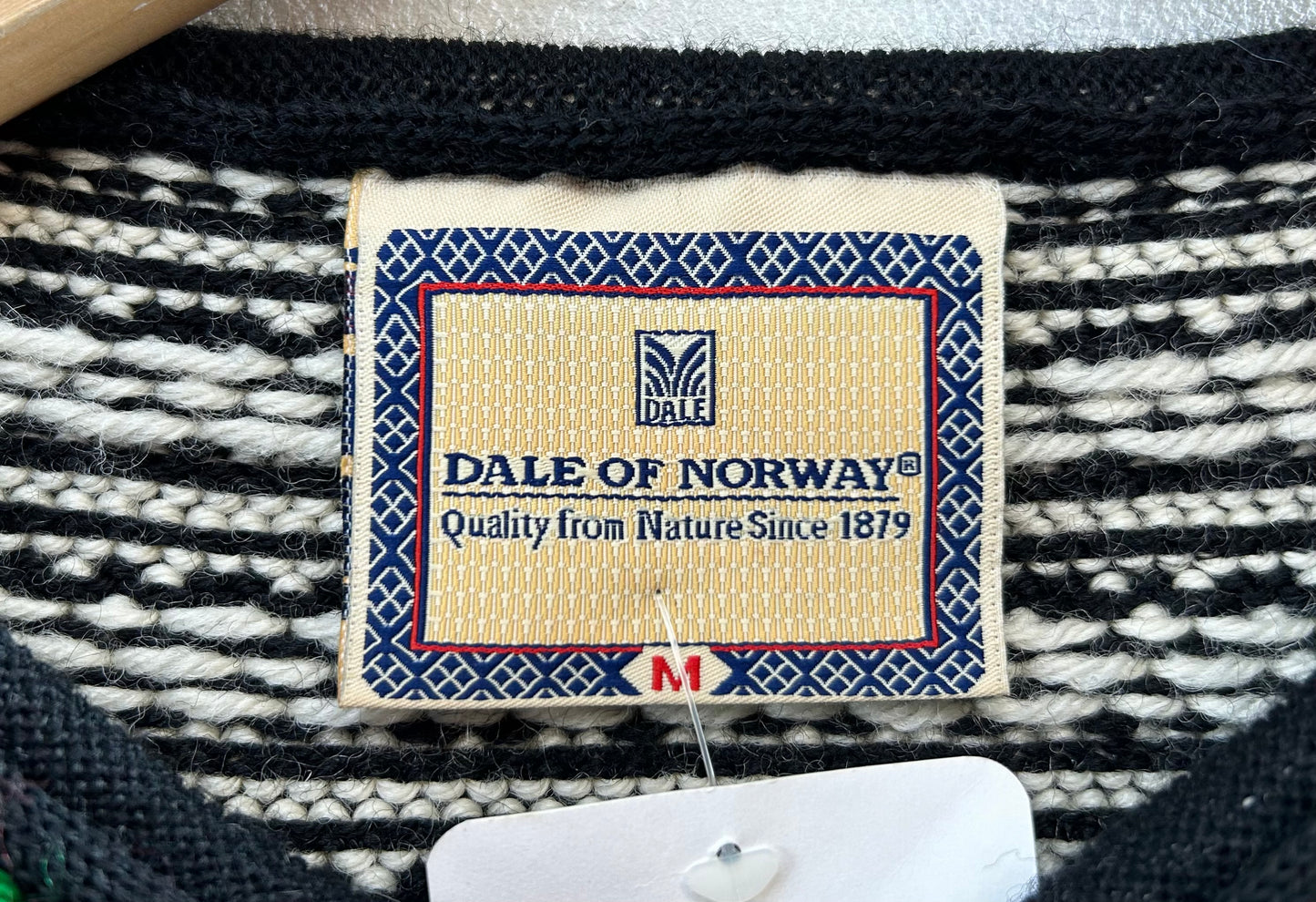 Vintage Nordic Knit Cardigan 〜DALE OF NORWAY〜 [J28711]