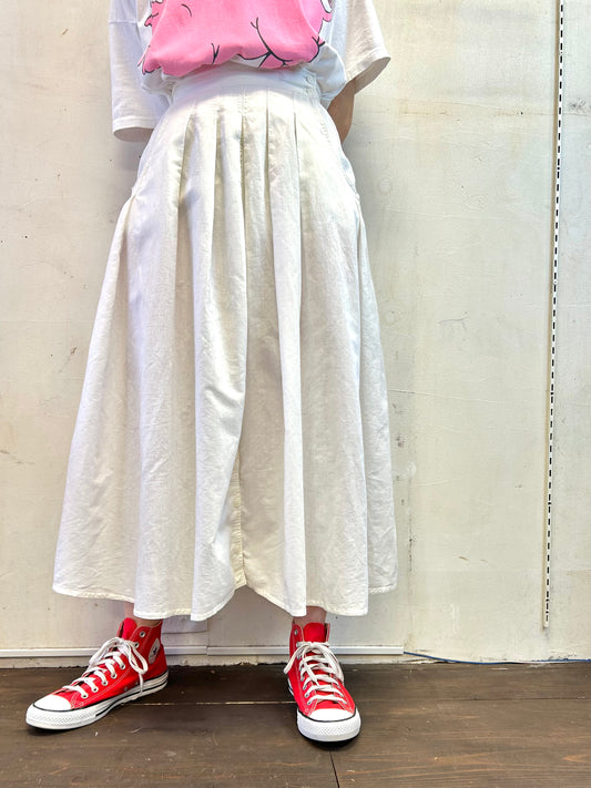 Vintage White Skirt [E27177]