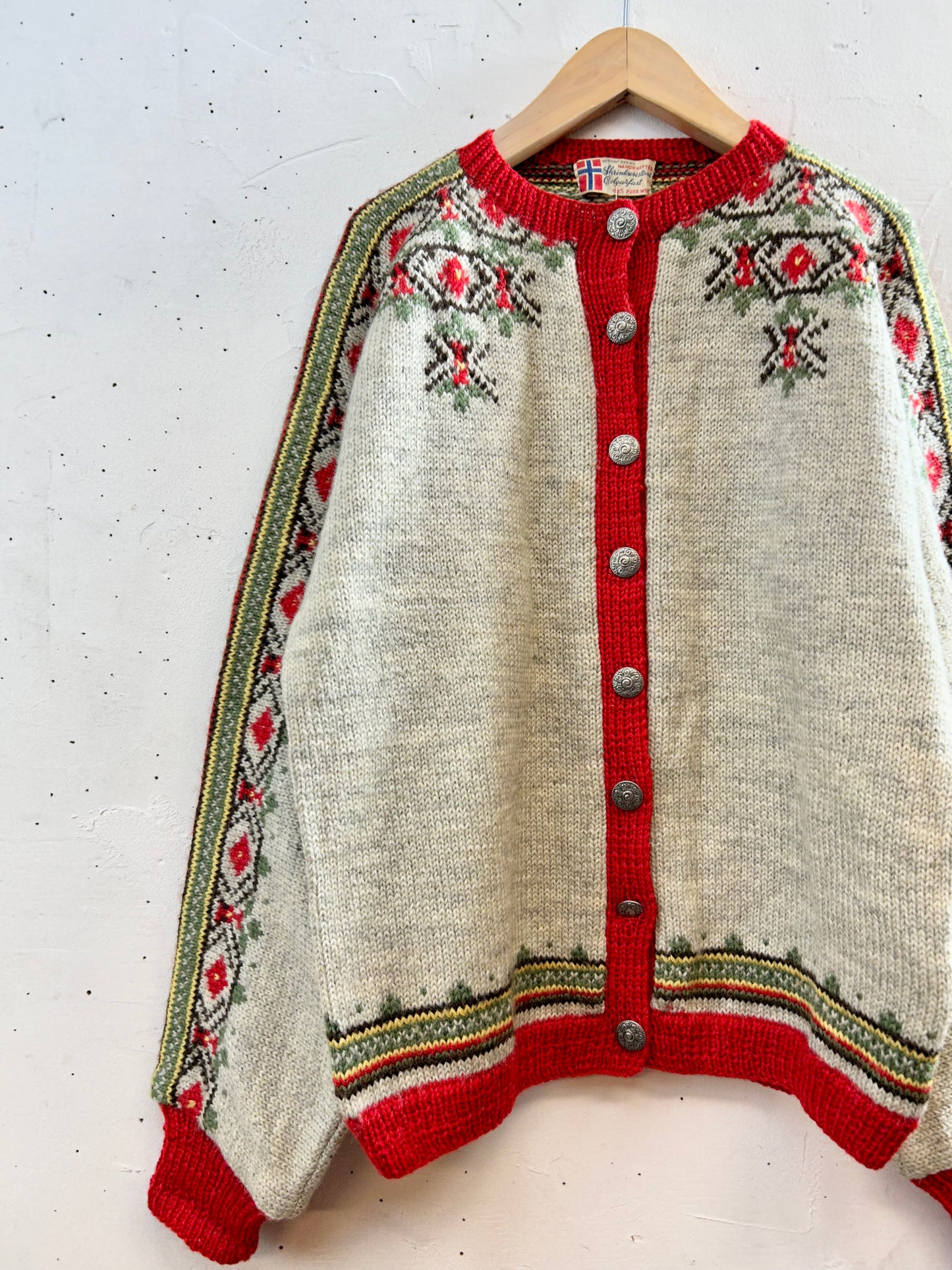 Vintage Nordic Hand Knit Cardigan [J28714]