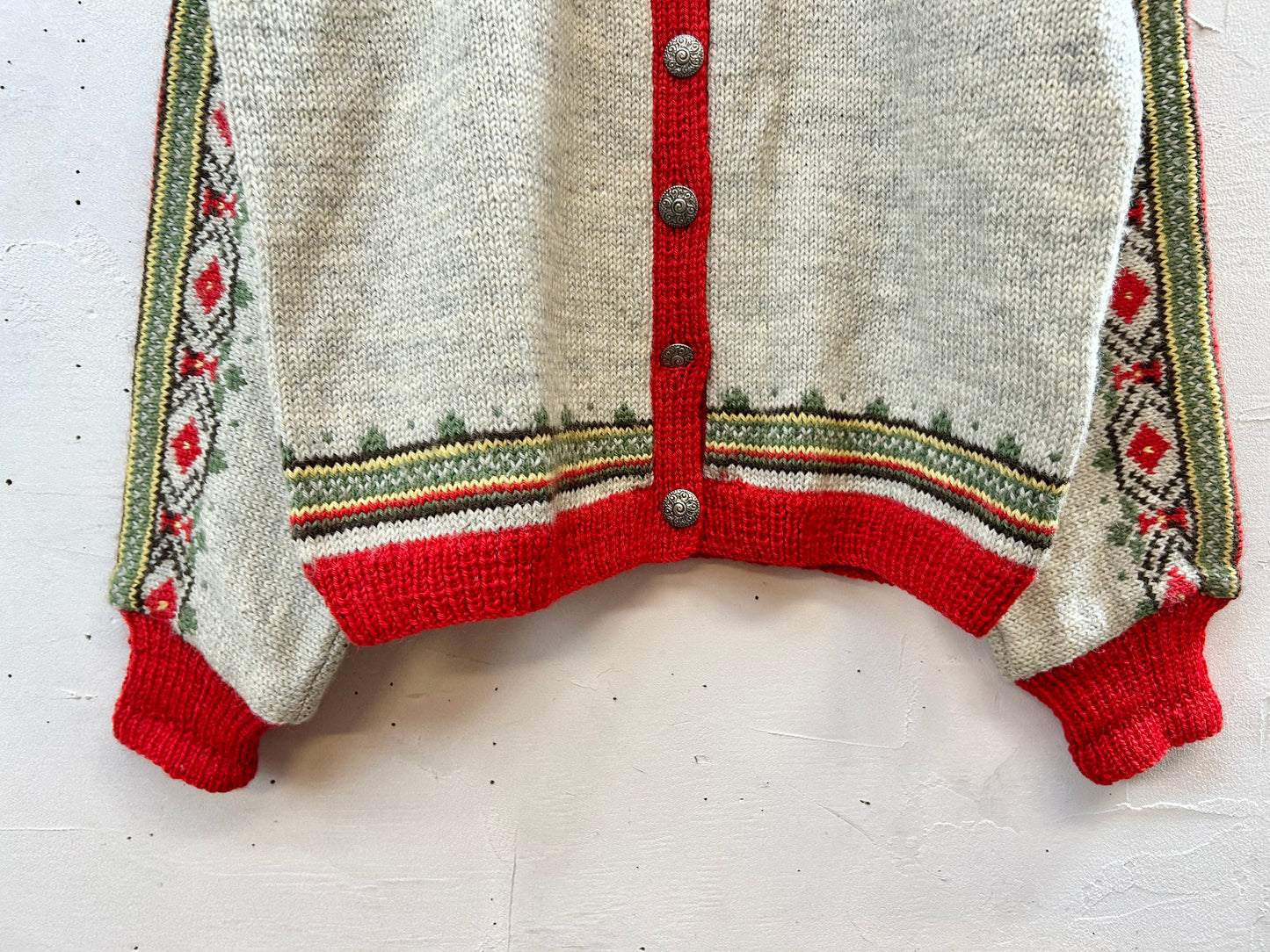 Vintage Nordic Hand Knit Cardigan [J28714]