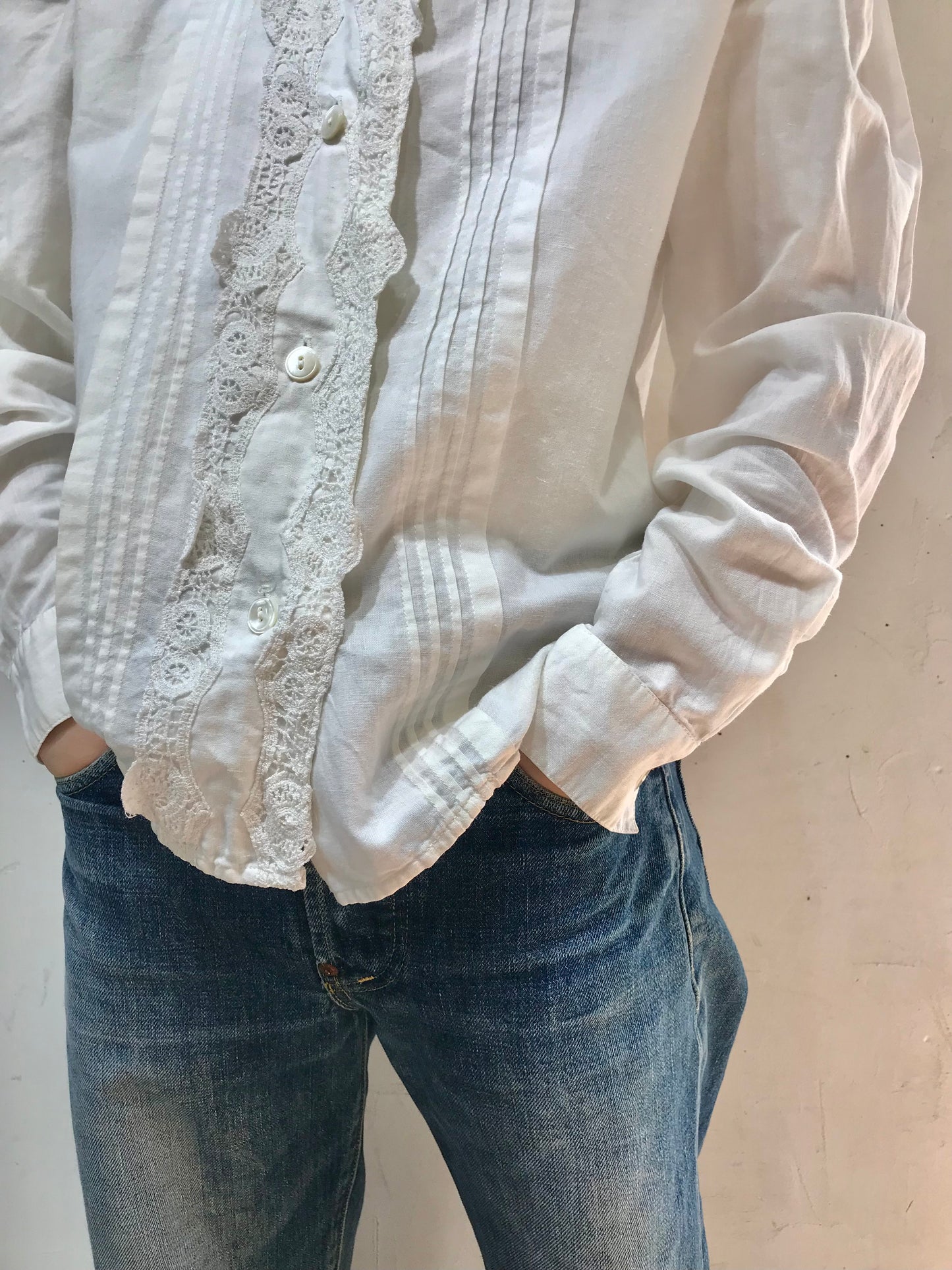 Vintage White Blouse MADE IN USA [I24978]
