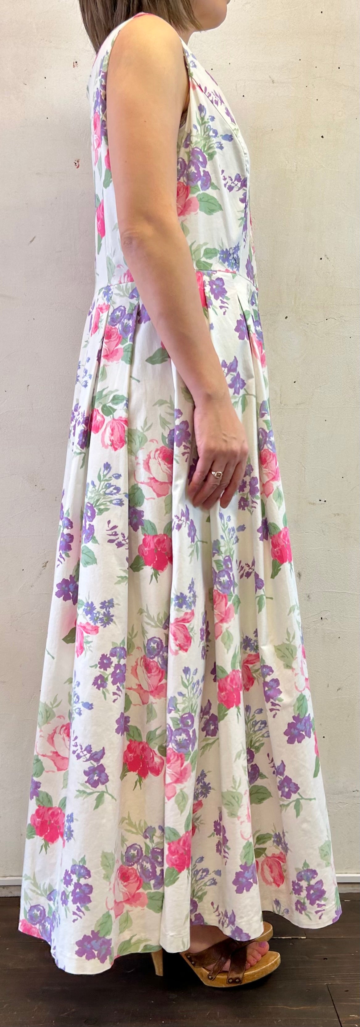 Vintage Flower Dress [E27172]