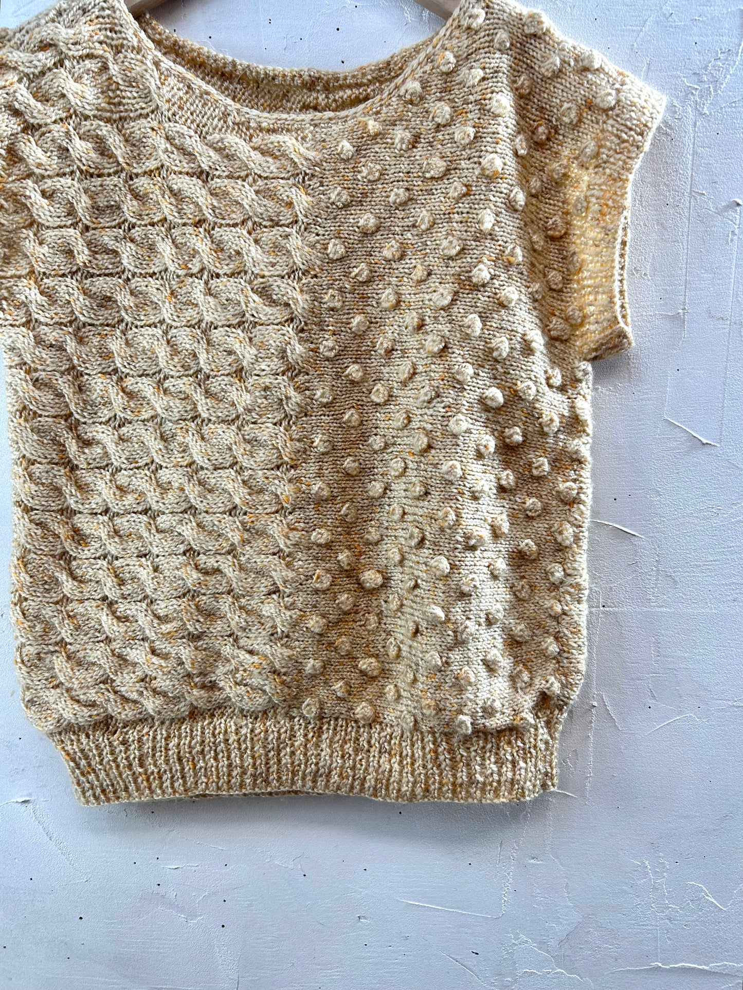 Vintage Hand Knit Vest [K28937]